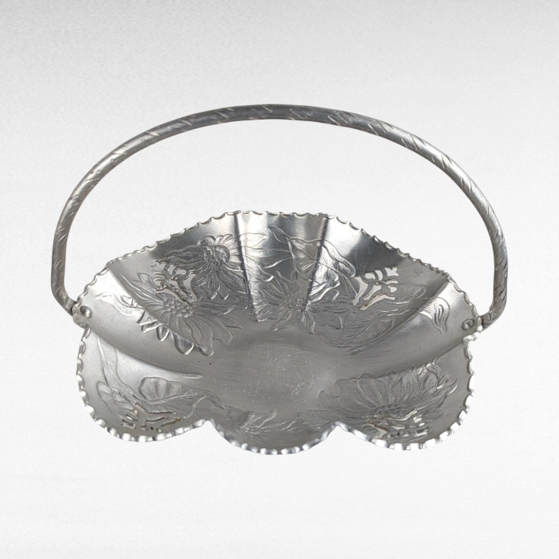 Vintage Aluminum Serving Tray & Plate Set, Hand Wrought Floral Design, Collectible Aluminumware, Gift for Vintage Lovers