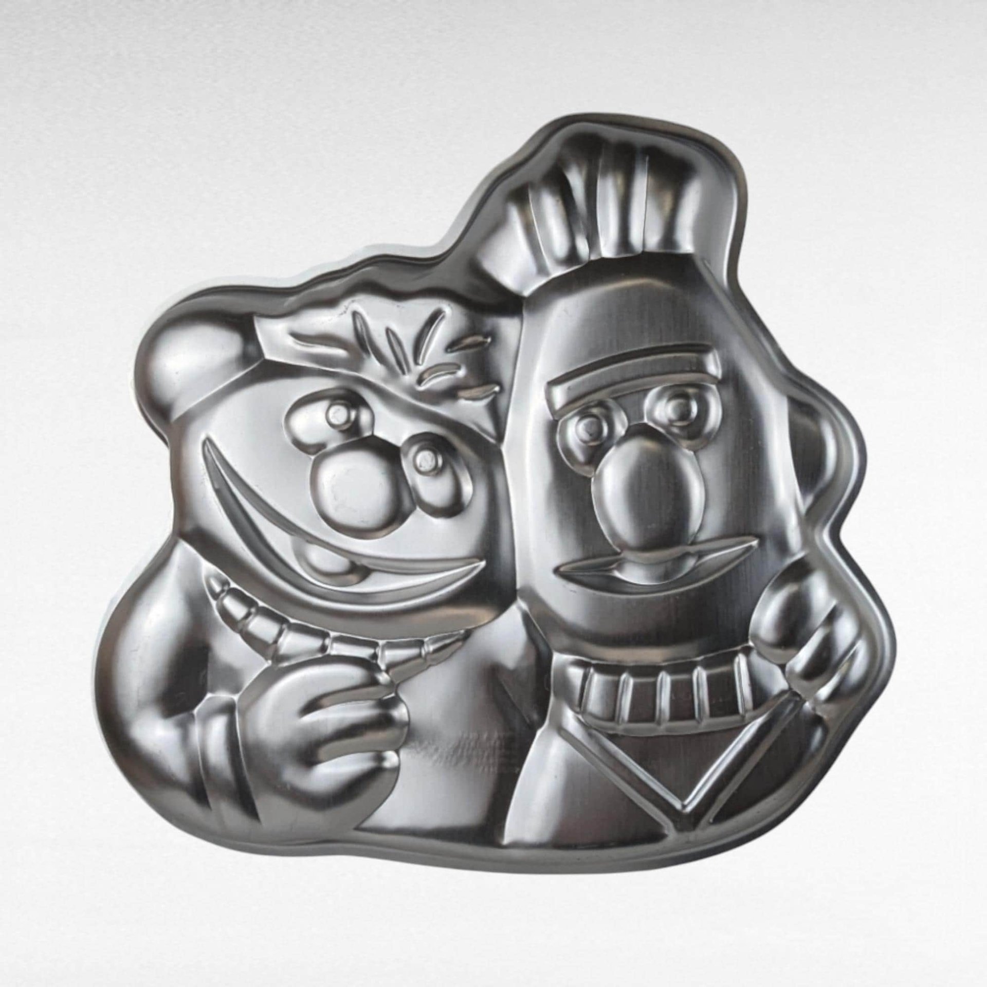 Vintage Sesame Street Cake Pans, 1978 Big Bird, 1977 Bert and Ernie, Wilton Cake Pans, Kids Birthday, Retro Baking, Nostalgic Kitchen