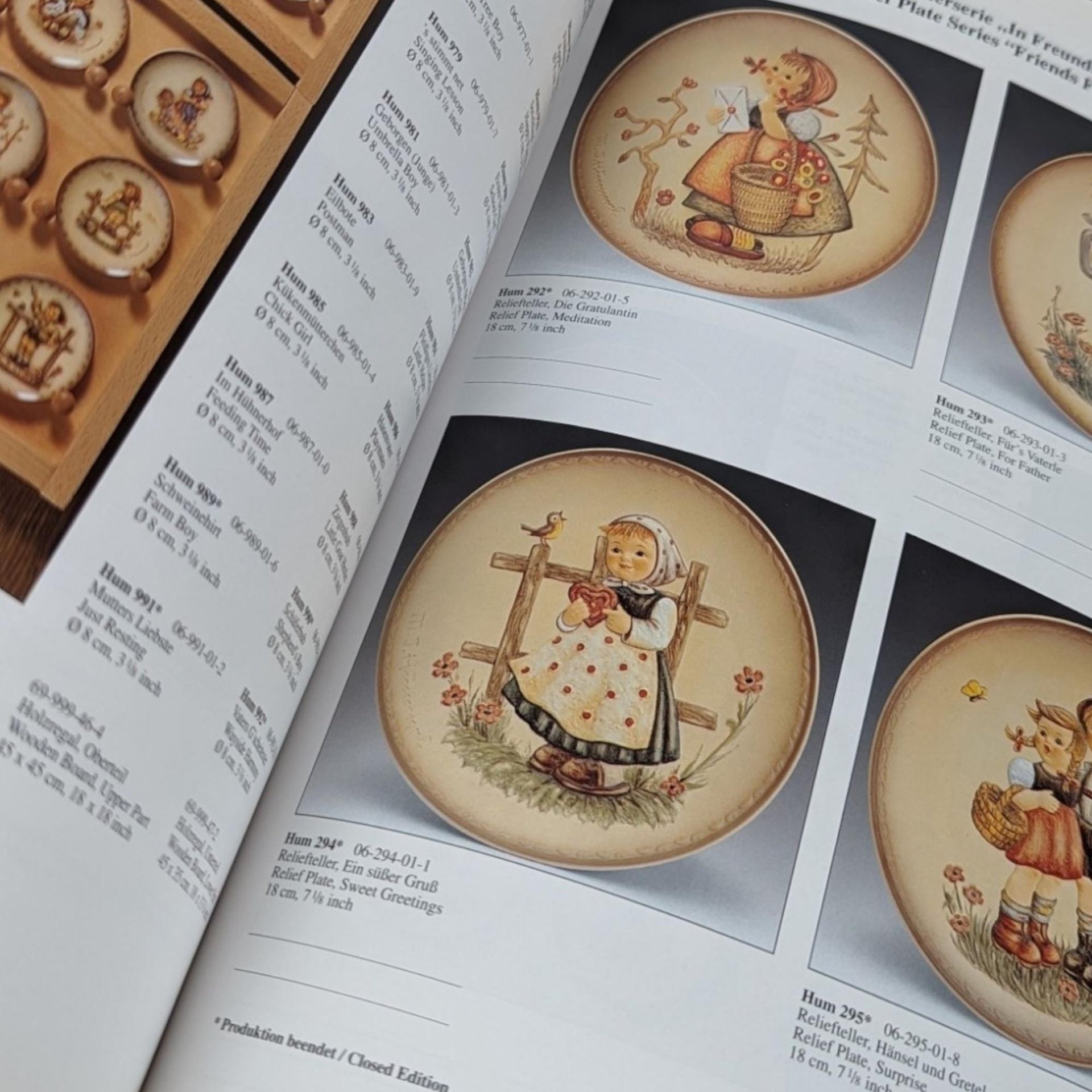 1998 M.I. Hummel Figurines Collector Guide, Vintage Goebel Hummel Book, Softcover, Gift for Hummel Collector