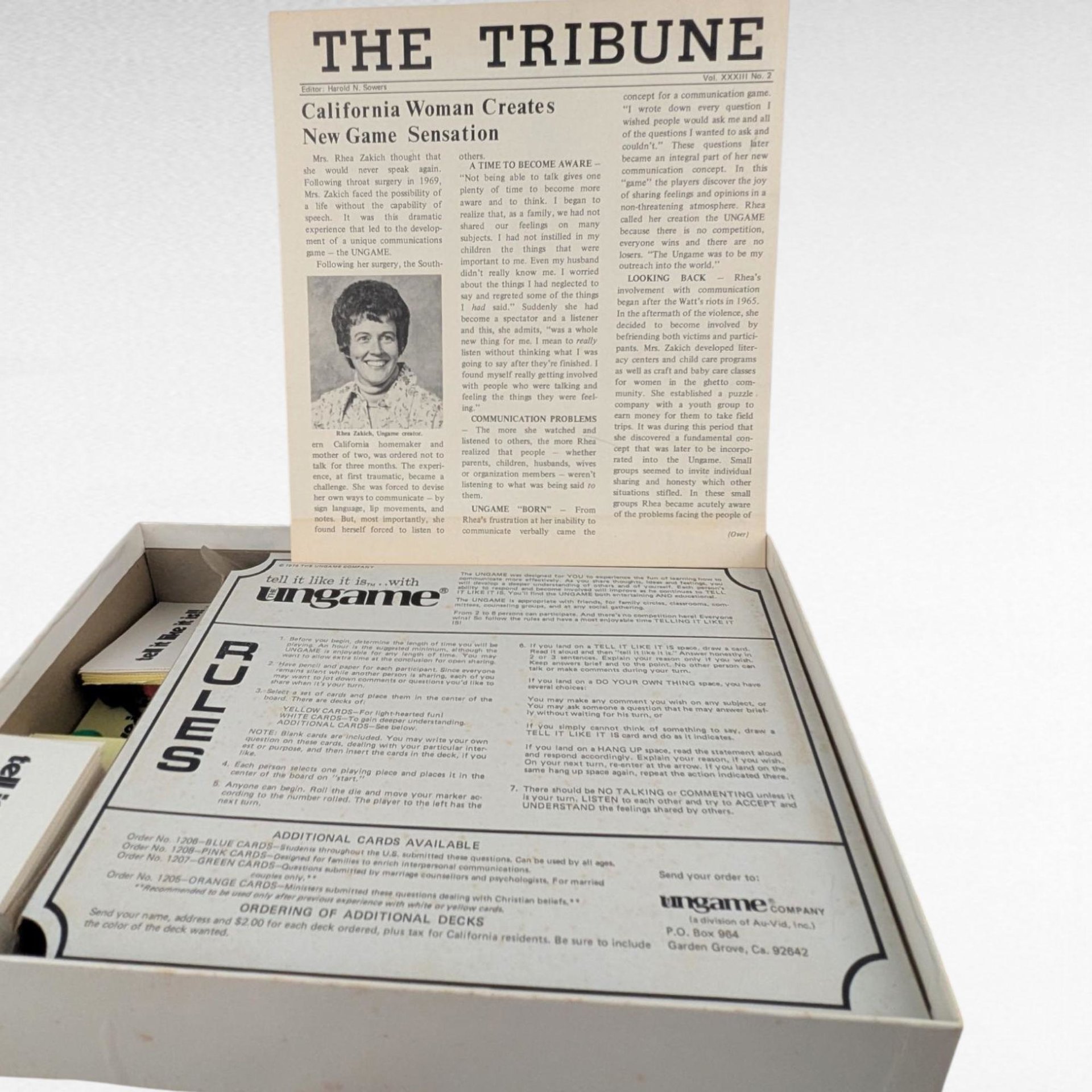 Vintage 1975 The Ungame Bookshelf Edition, Complete with Pieces & Instructions, Retro Board Game, Conversation Starter, Gift for Game Lovers