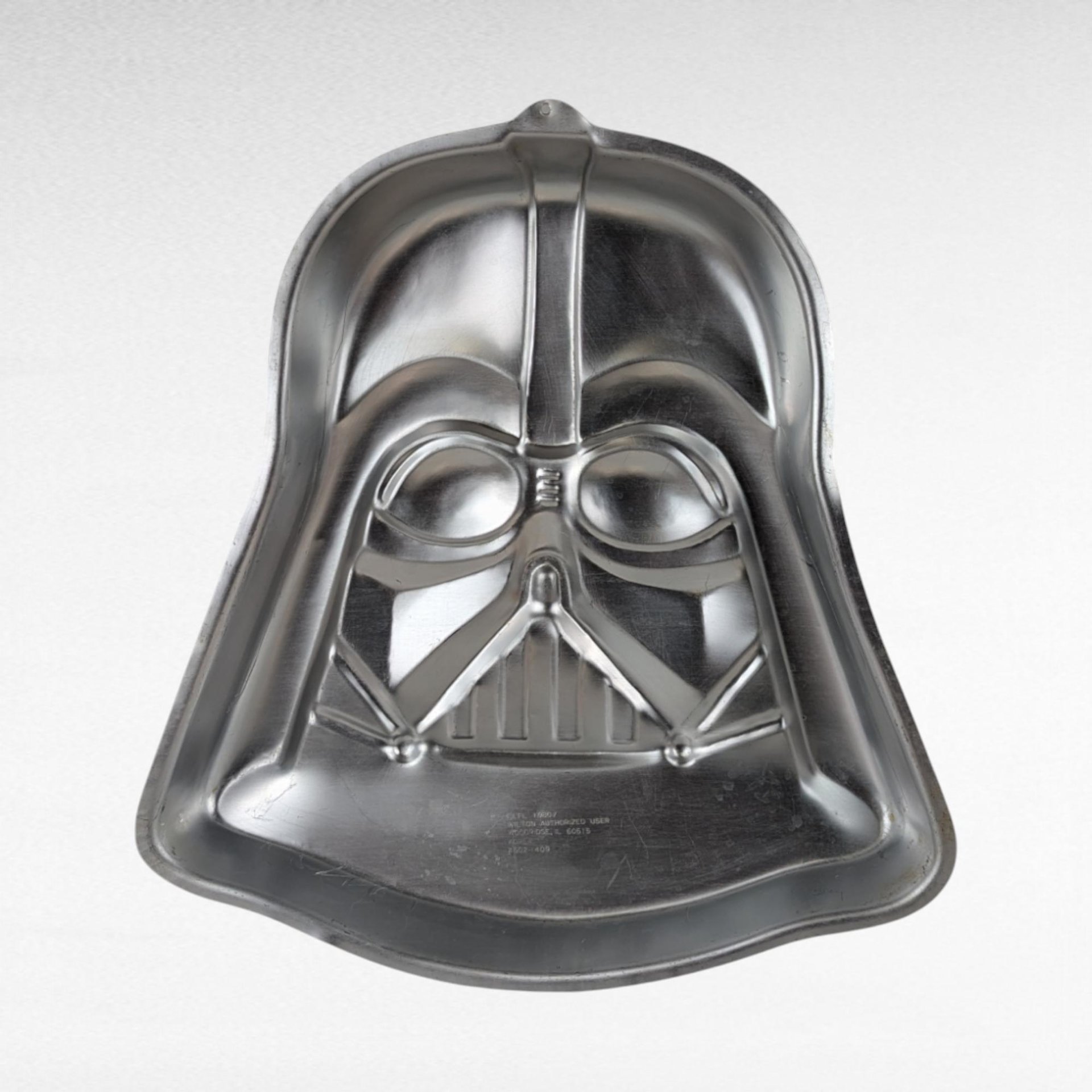 Vintage 1980 Star Wars Cake Pans, R2-D2 & Darth Vader Wilton Pans, Collectible Bakeware, Gift for Star Wars Fans