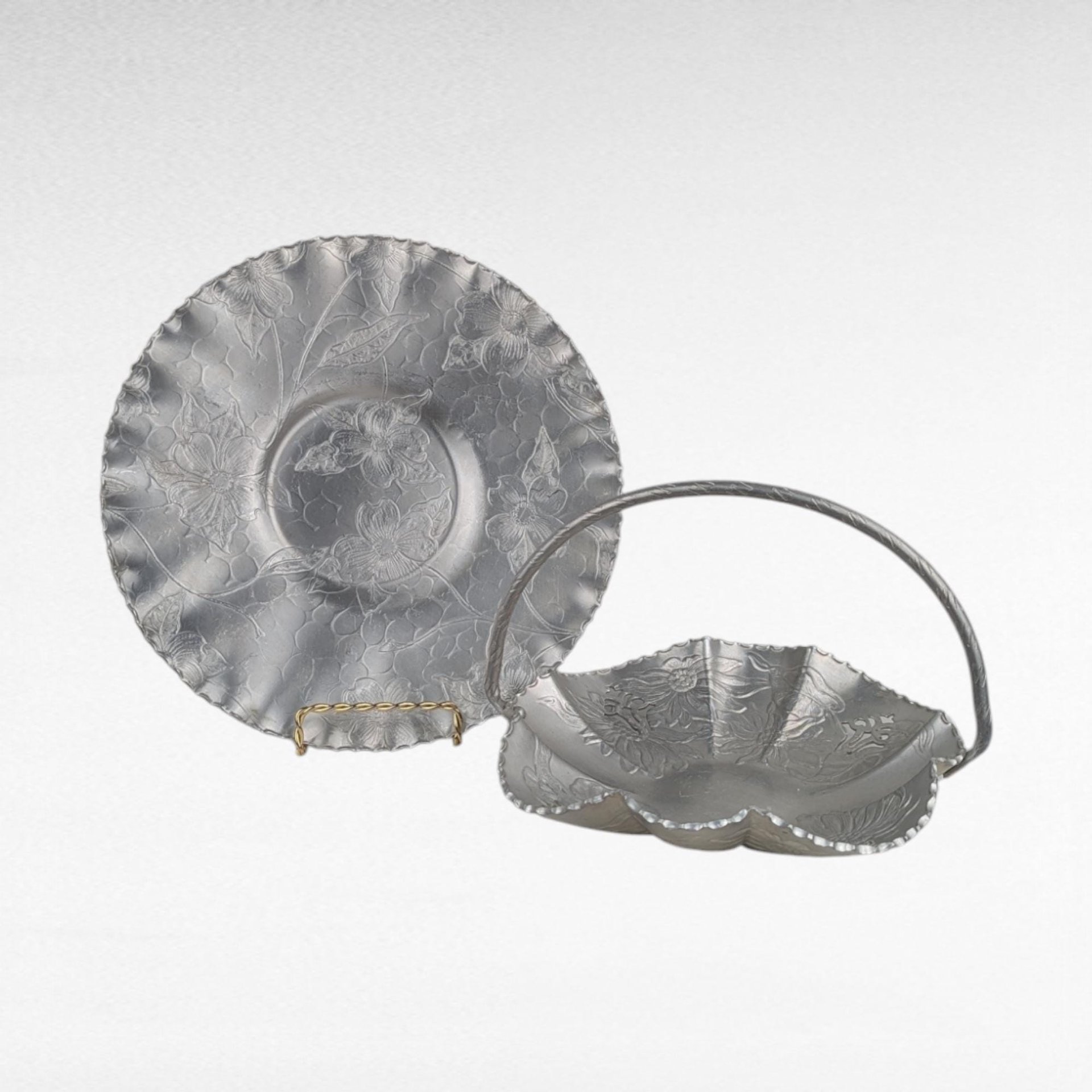 Vintage Aluminum Serving Tray & Plate Set, Hand Wrought Floral Design, Collectible Aluminumware, Gift for Vintage Lovers