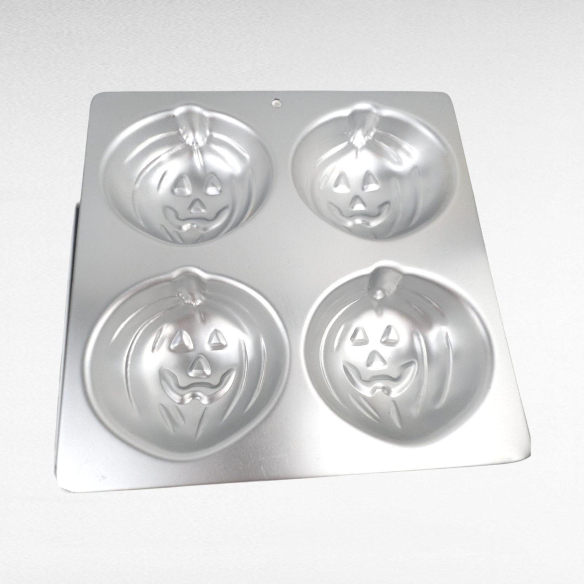 Vintage Wilton Halloween Baking Pans, 1990 & 1995 Pumpkin Cake Pans, Jack O Lantern Treat Pan, Fall Baking, Gift for Baker