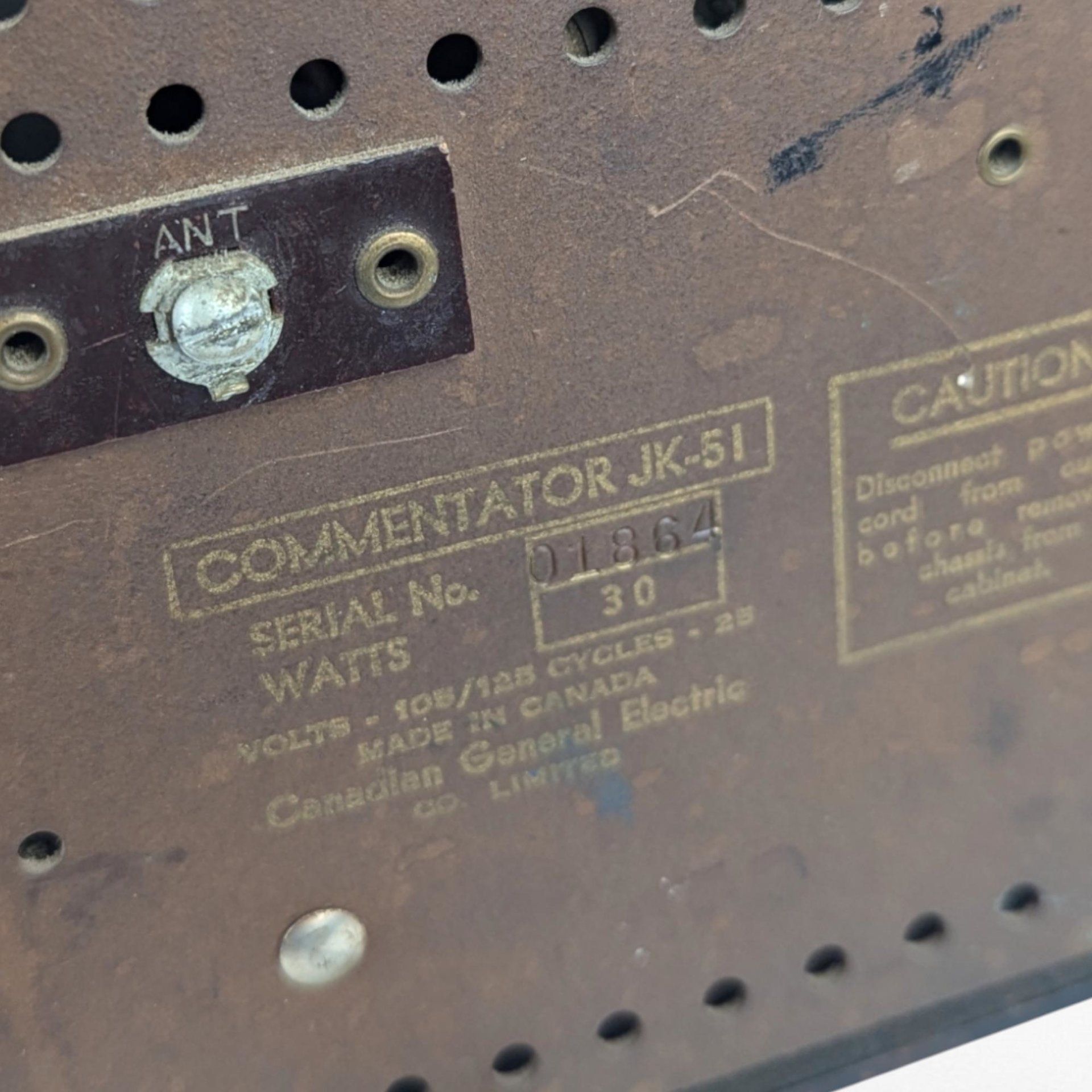 Vintage General Electric Commentator JK-51 Radio, 1940s Working Radio, Gift for Collector, Retro Home Decor