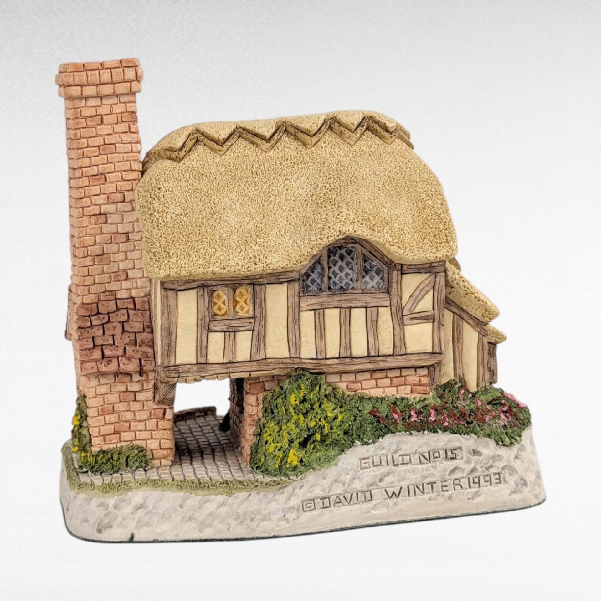 1993 David Winter Whileaway Cottage, Quaint Country Cottage, Vintage Collectible Figurine, Gift for Collector, Miniature Building