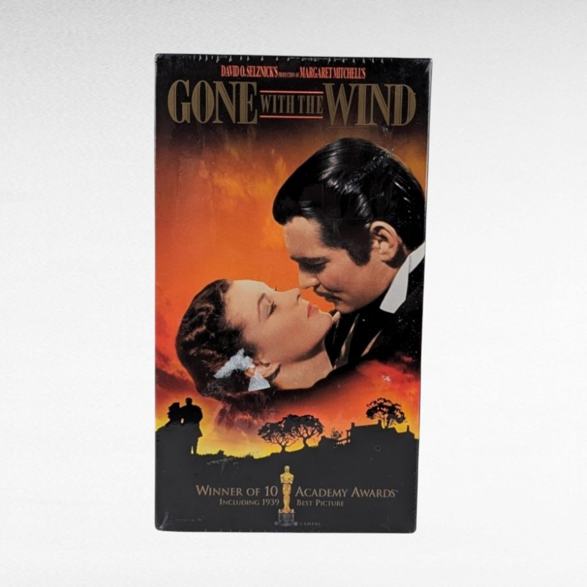 Vintage Gone with the Wind Lot - Sealed VHS Set, Avon Scarlett O'Hara Figurine - Movie Memorabilia, Classic Film Gift