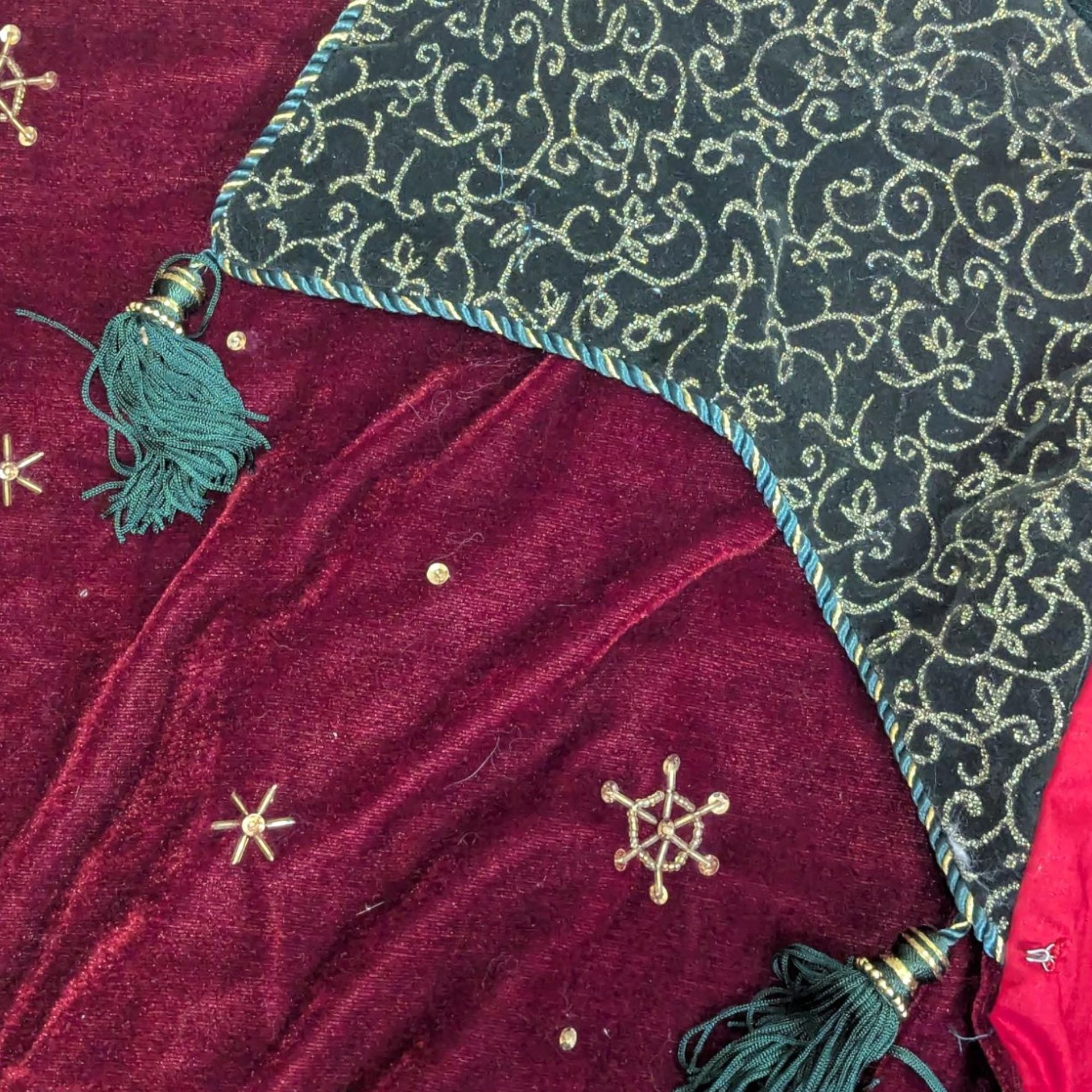 Vintage Handmade Burgundy and Green Velvet Shawl with Eyelet Clasps, One-Size, Warm, Festive