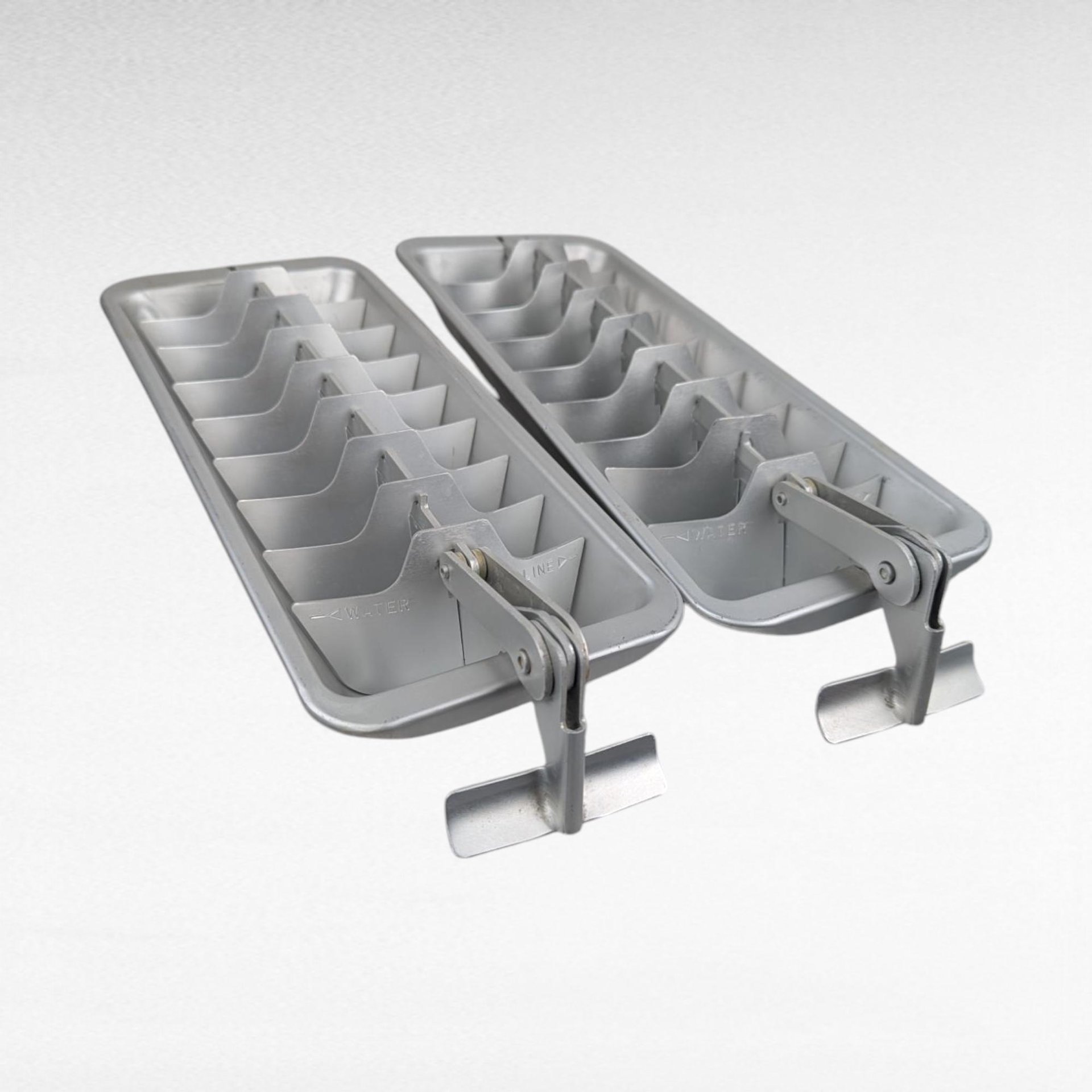 Pair of Aluminum Ice Cube Trays, Vintage Kitchenware, Functional Ice Trays, Classic Refrigerator Accessory, Gift for Home Bar Enthusiasts