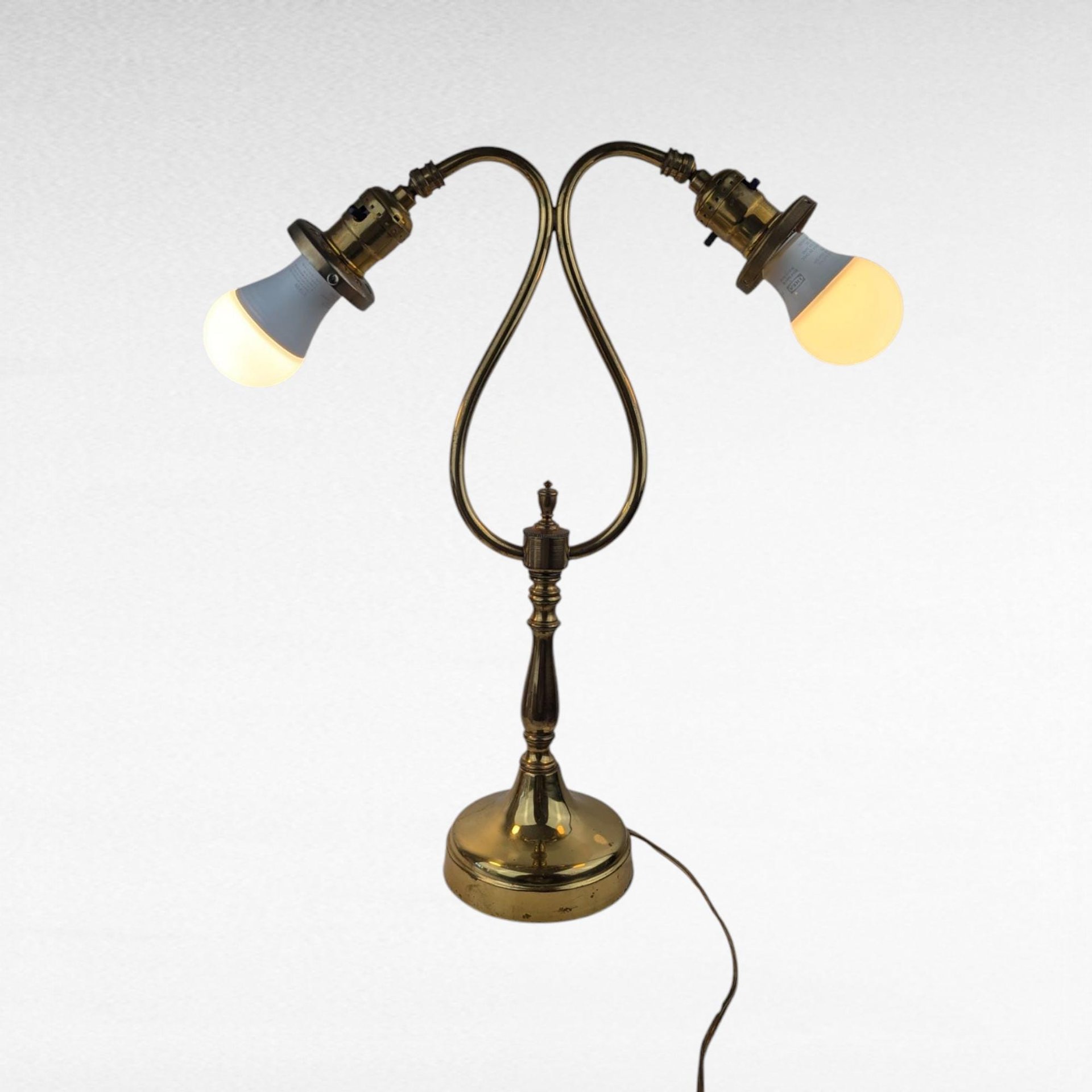 Vintage Double Brass Lamp, Gooseneck Lamp, Table Lamp, Brass Lighting, Two Light Lamp, Desk Lamp, Vintage Lighting, Decorative Lamp
