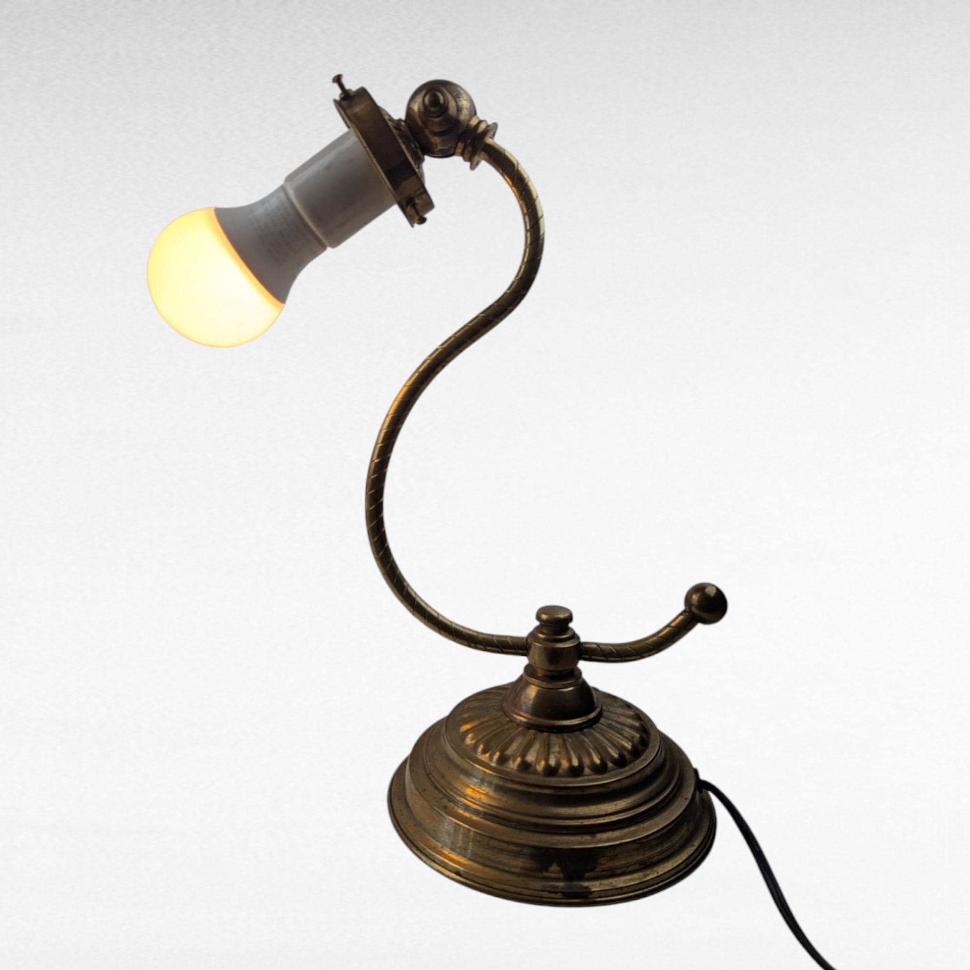 Vintage Metal S-Curve Table Lamp, 13 Inch Height, Decorative Desk Light, Gift for Home Office