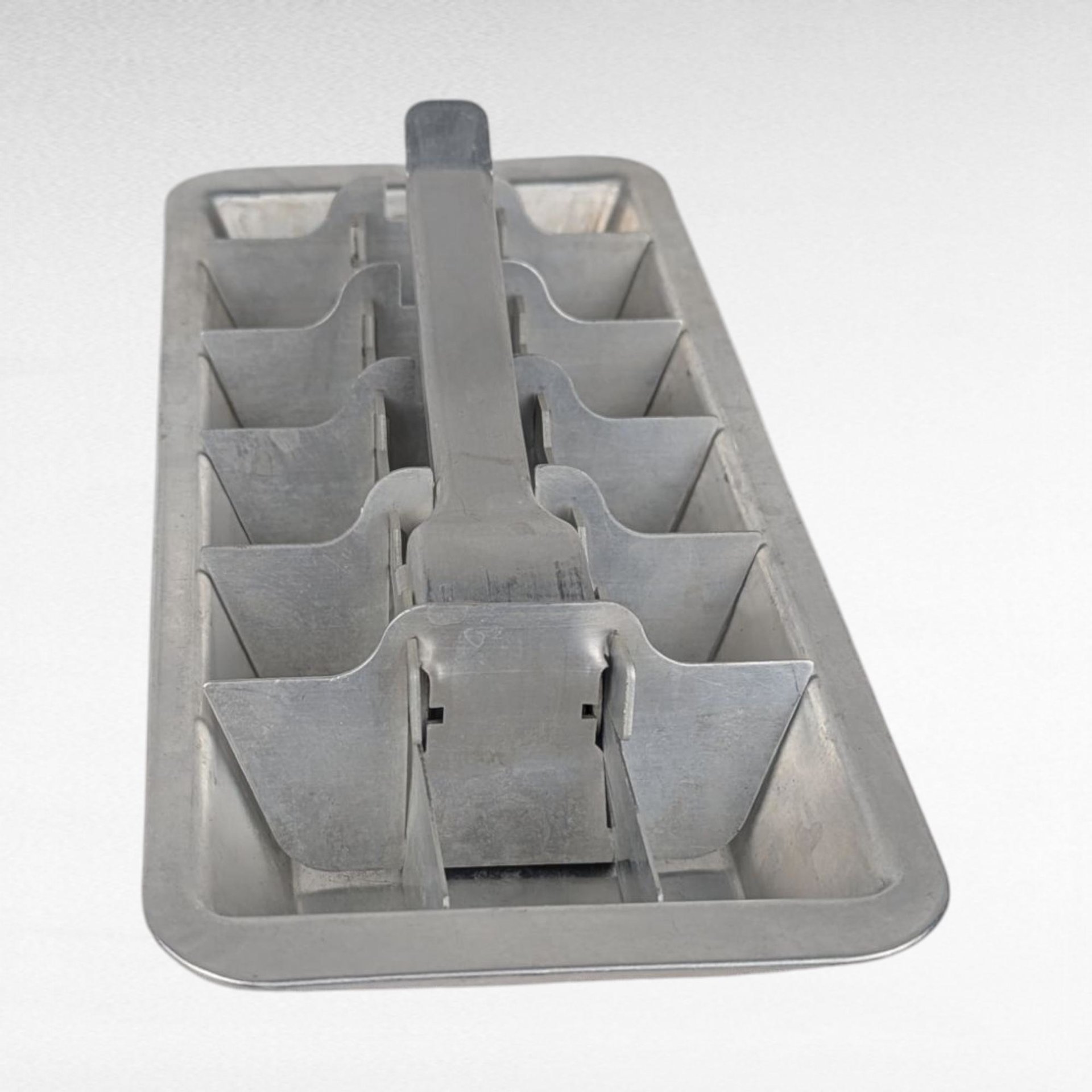 Vintage Metal Ice Cube Tray with Lever, Kitchen Barware, Farmhouse Ice Maker