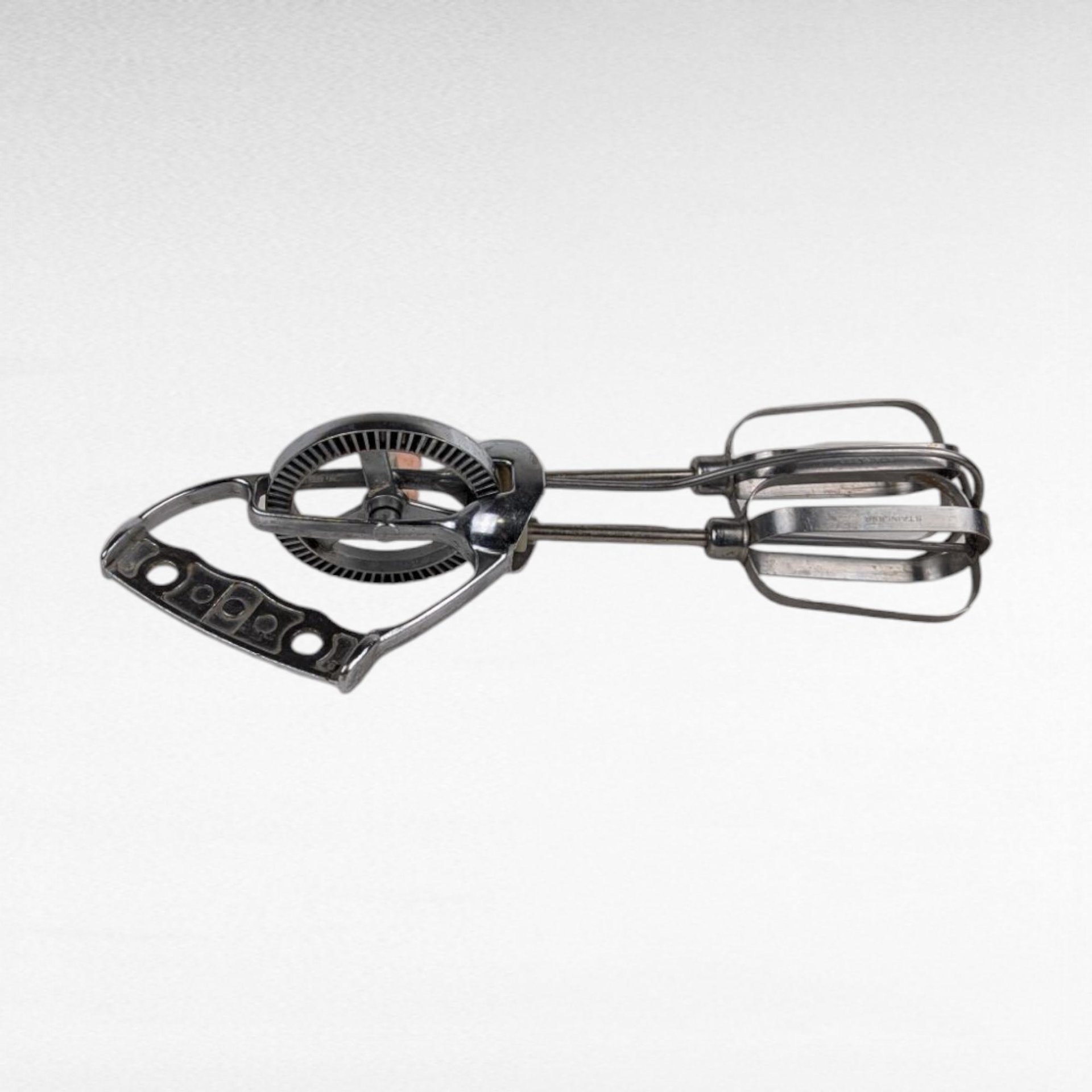 Vintage Turner and Seymour Hand Crank Egg Beater, Kitchen Utensil, Farmhouse Decor, Baking Tool, Gift for Bakers