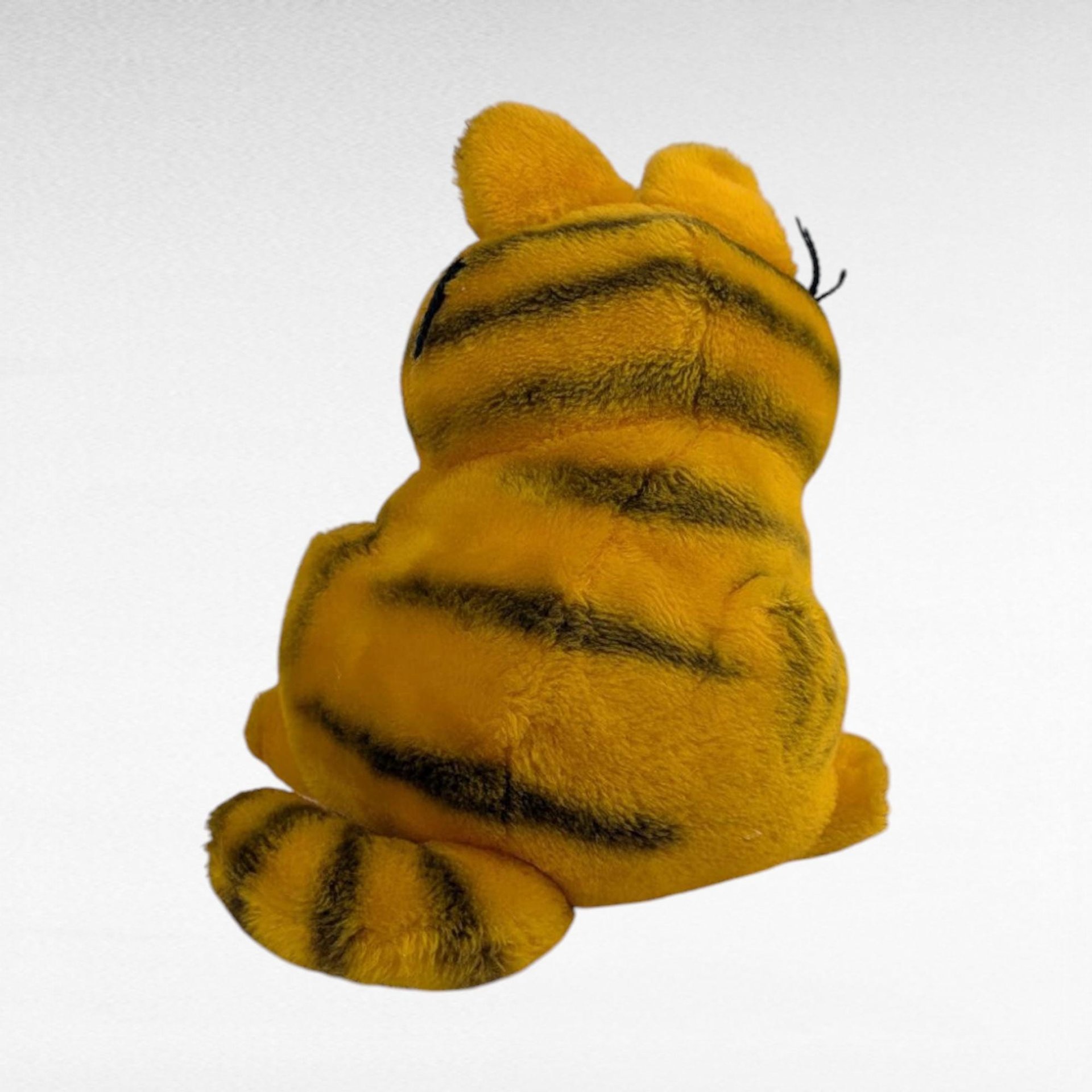 1981 Dakin Sitting Garfield Plush, Vintage Cartoon Cat Stuffed Animal, United Feature Syndicate Toy, Nostalgic Gift