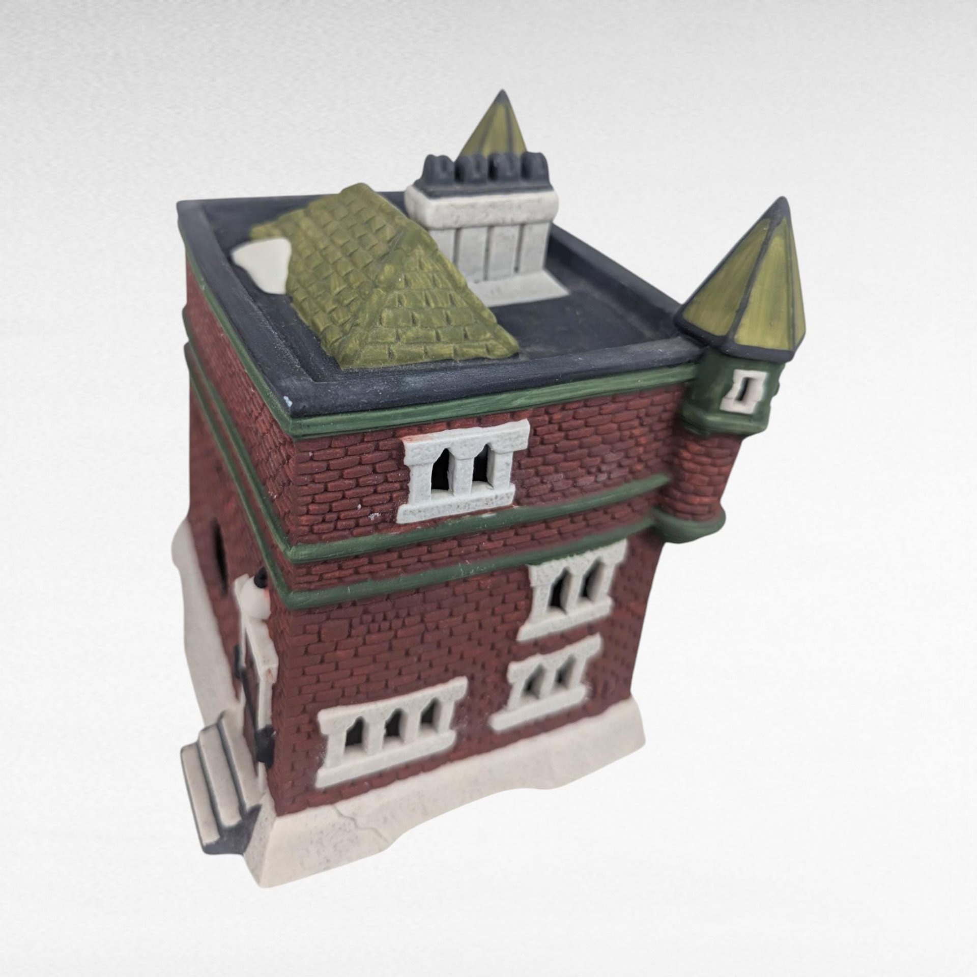 Dept 56 Cobles Police Station, 1995 Dickens Village, Christmas Light Up House, Building D56, Collectible with Light Cord & Box