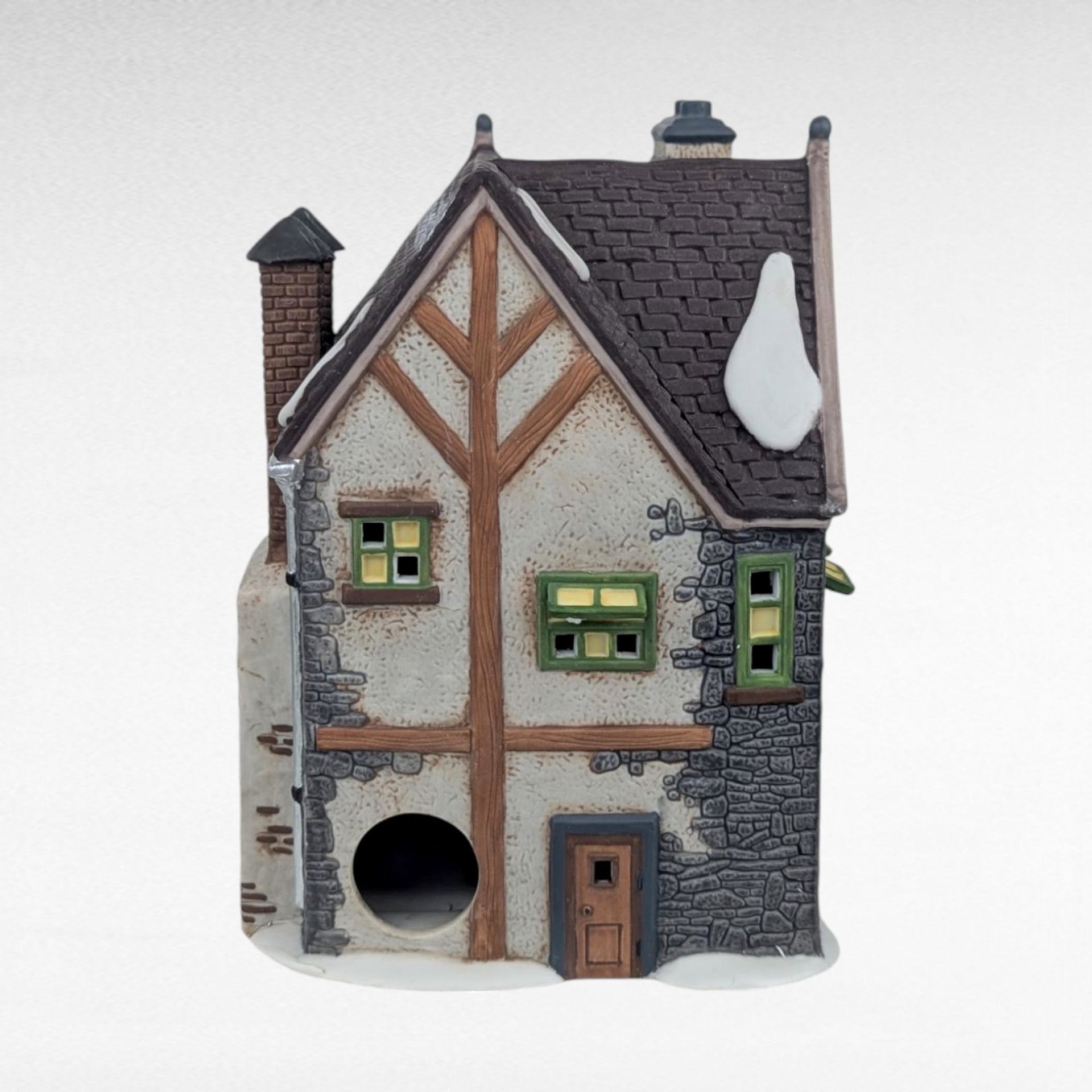Vintage 1993 Dept 56 Dickens Village Kingsford's Brew House #5811-4 Lighted Porcelain House With Box, D56 Christmas Pub Decor