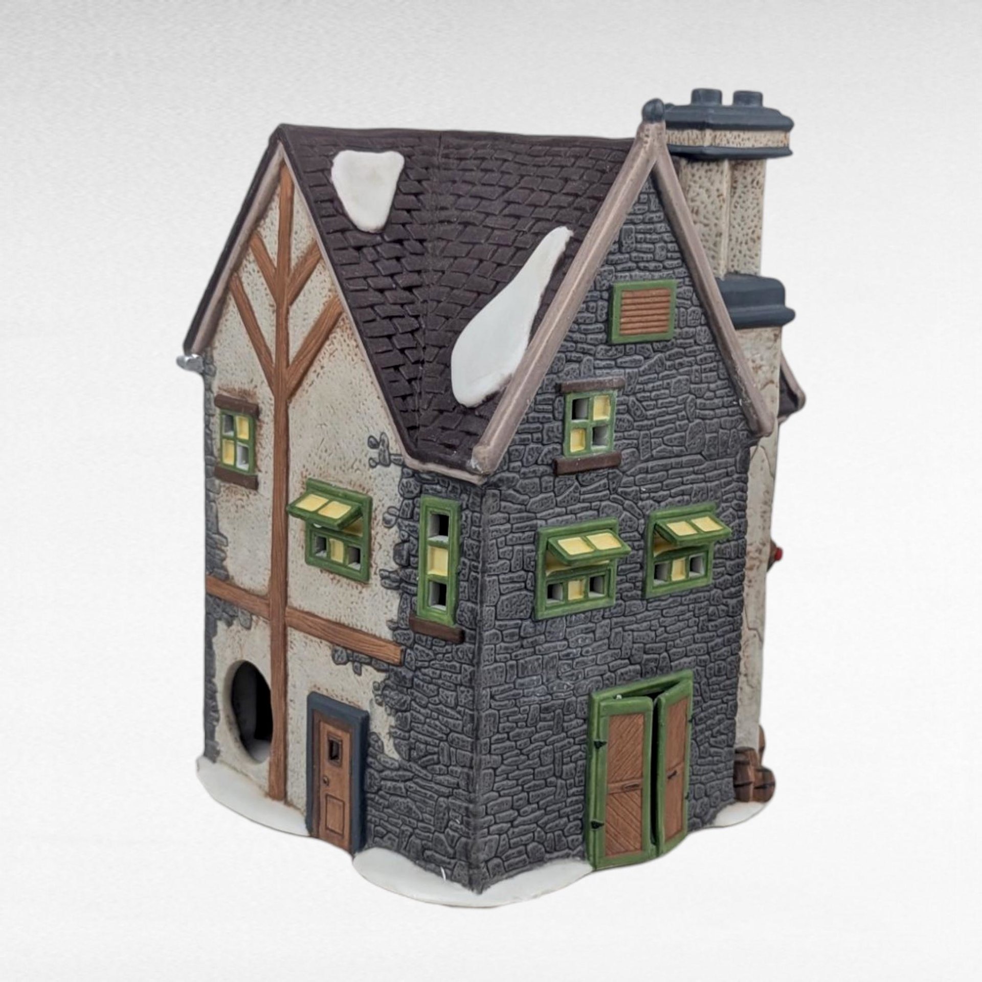 Vintage 1993 Dept 56 Dickens Village Kingsford's Brew House #5811-4 Lighted Porcelain House With Box, D56 Christmas Pub Decor