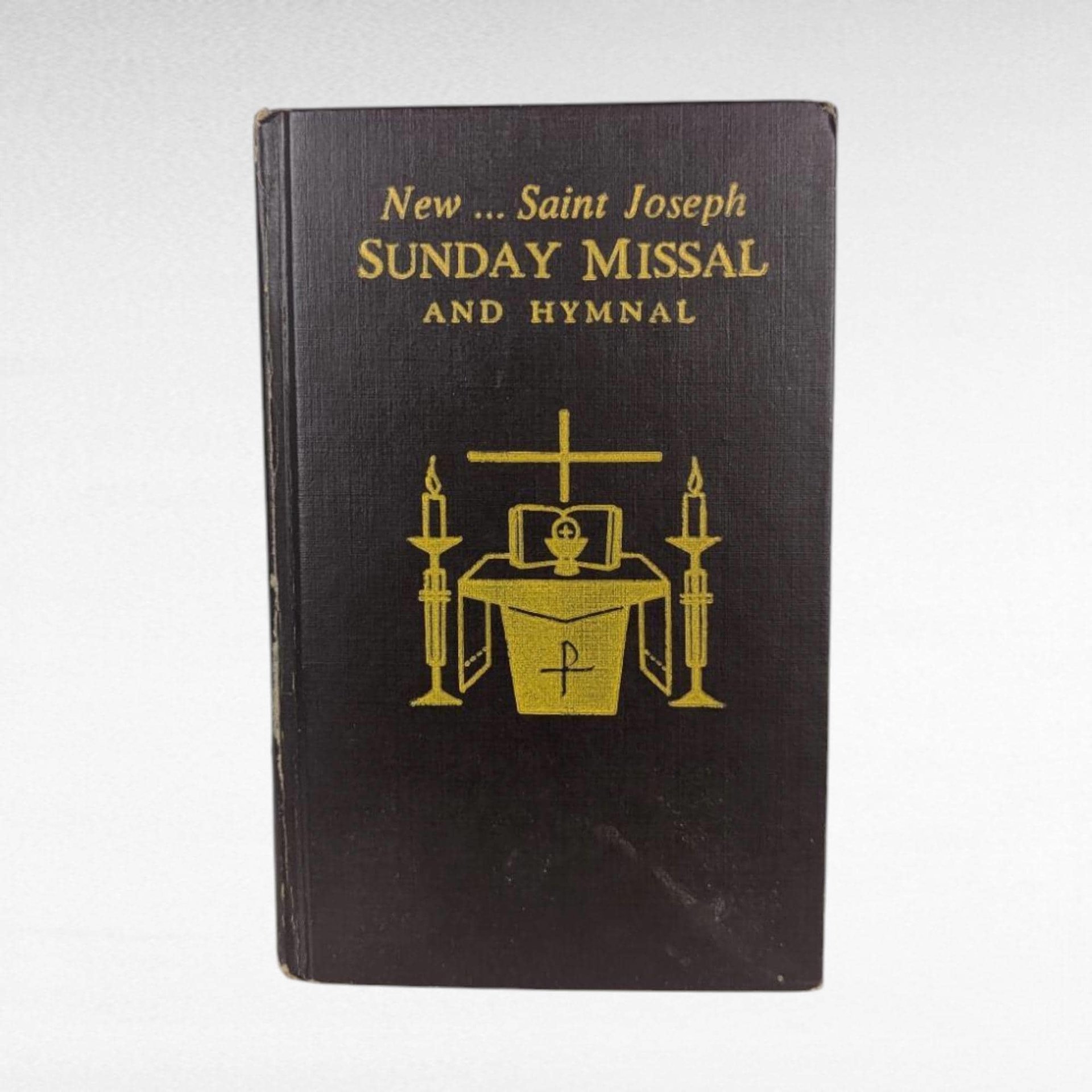 Vintage 1968 New Saint Joseph Sunday Missal Hymnal, Catholic Mass Book, English Liturgy, Vatican II Era