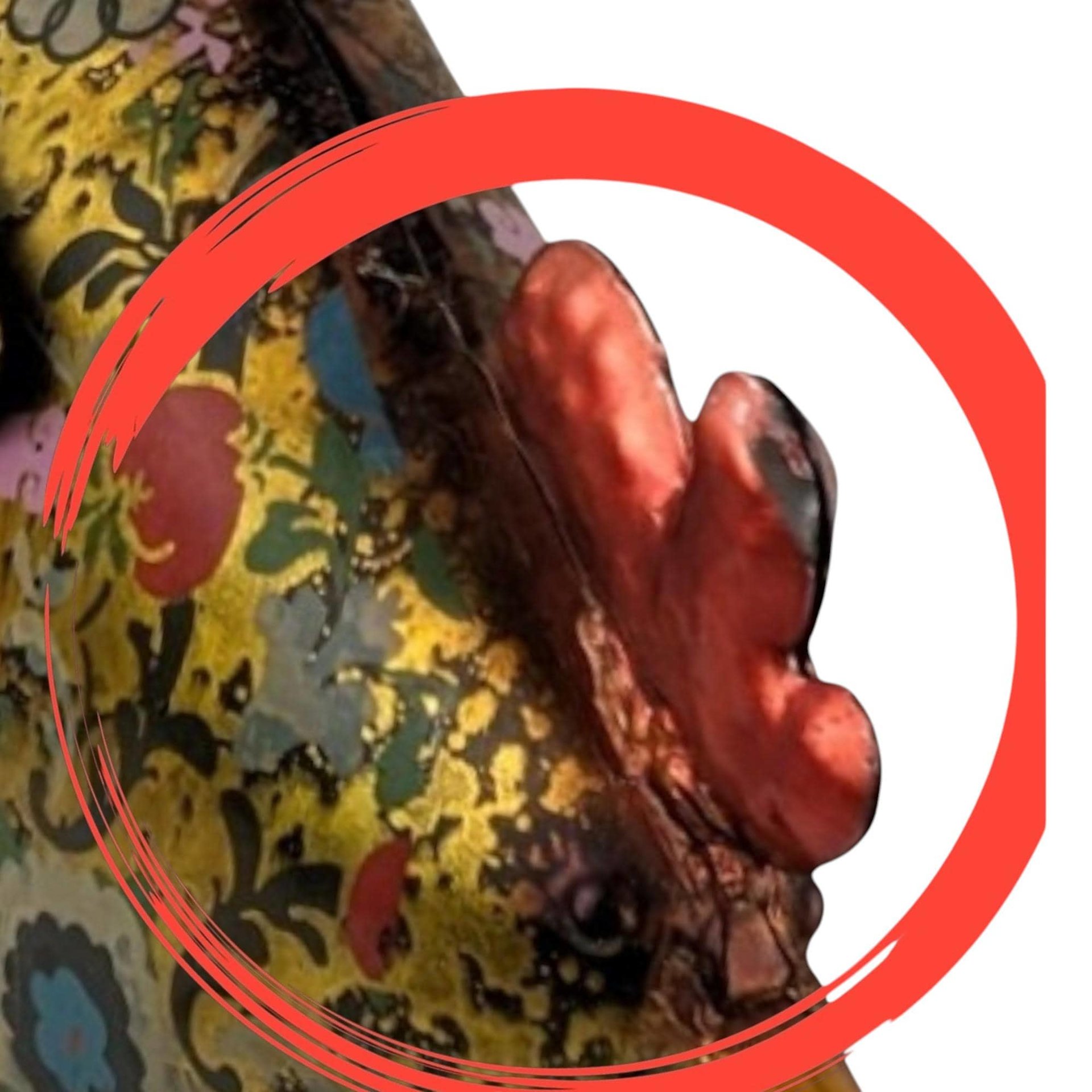 Vintage Floral Metal Rooster Figurine: Farmhouse Kitchen Decor