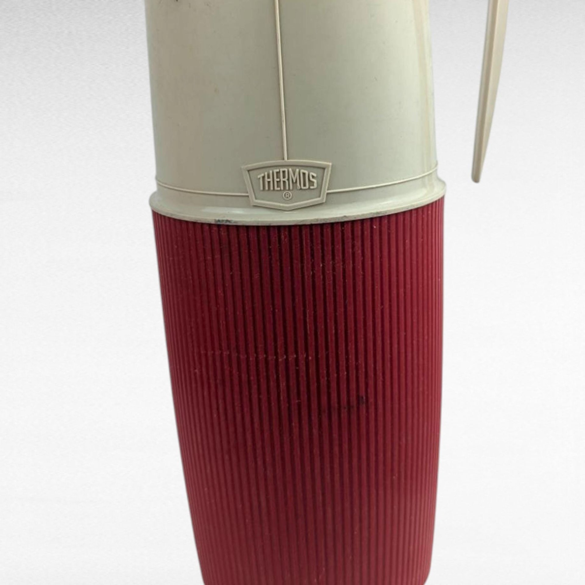 Vintage 1960s Thermos Wide Mouth Vacuum Bottle No. 6402, Quart Size Red and White Insulated Food Jar with Original Box, Classic Camping Jug