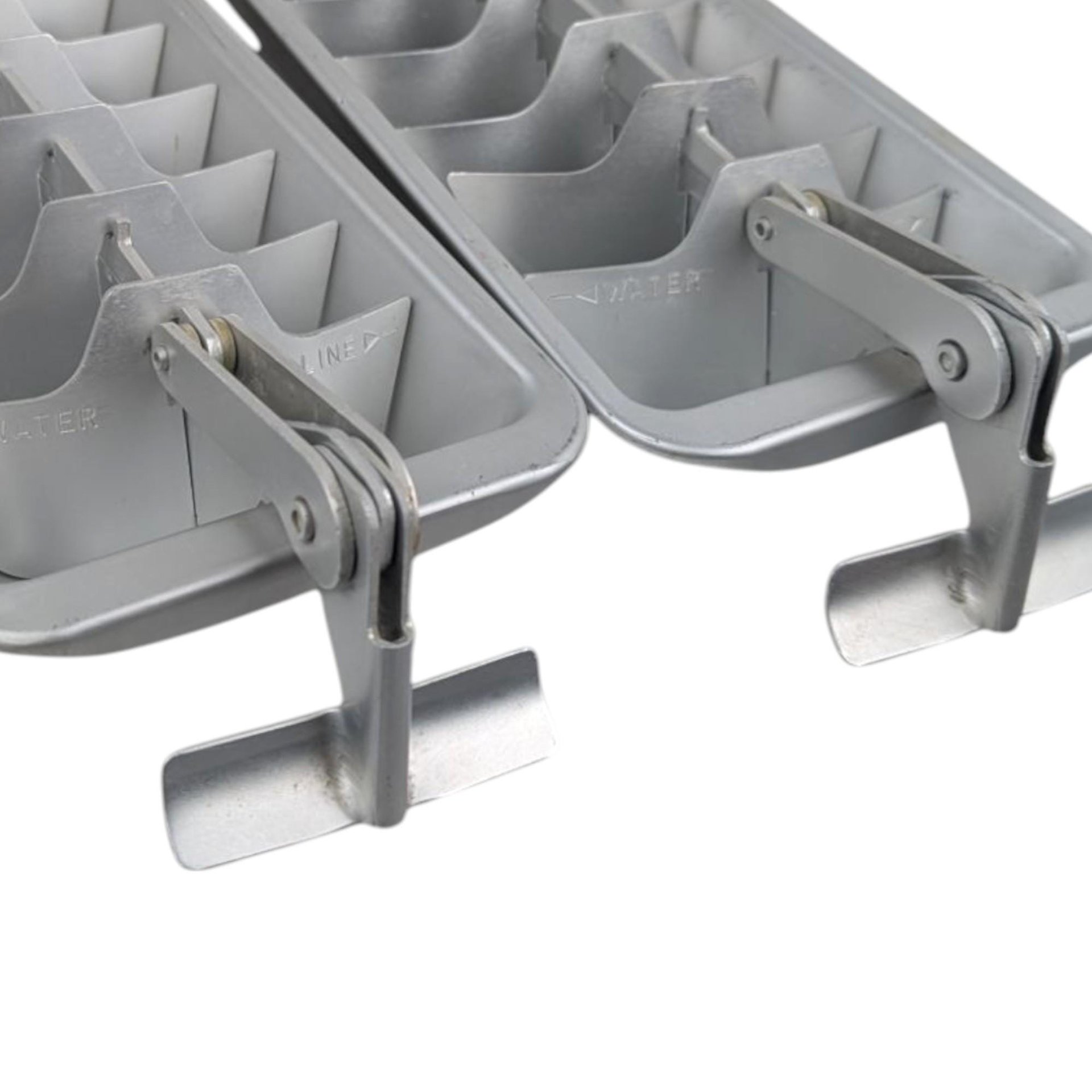 Pair of Aluminum Ice Cube Trays, Vintage Kitchenware, Functional Ice Trays, Classic Refrigerator Accessory, Gift for Home Bar Enthusiasts