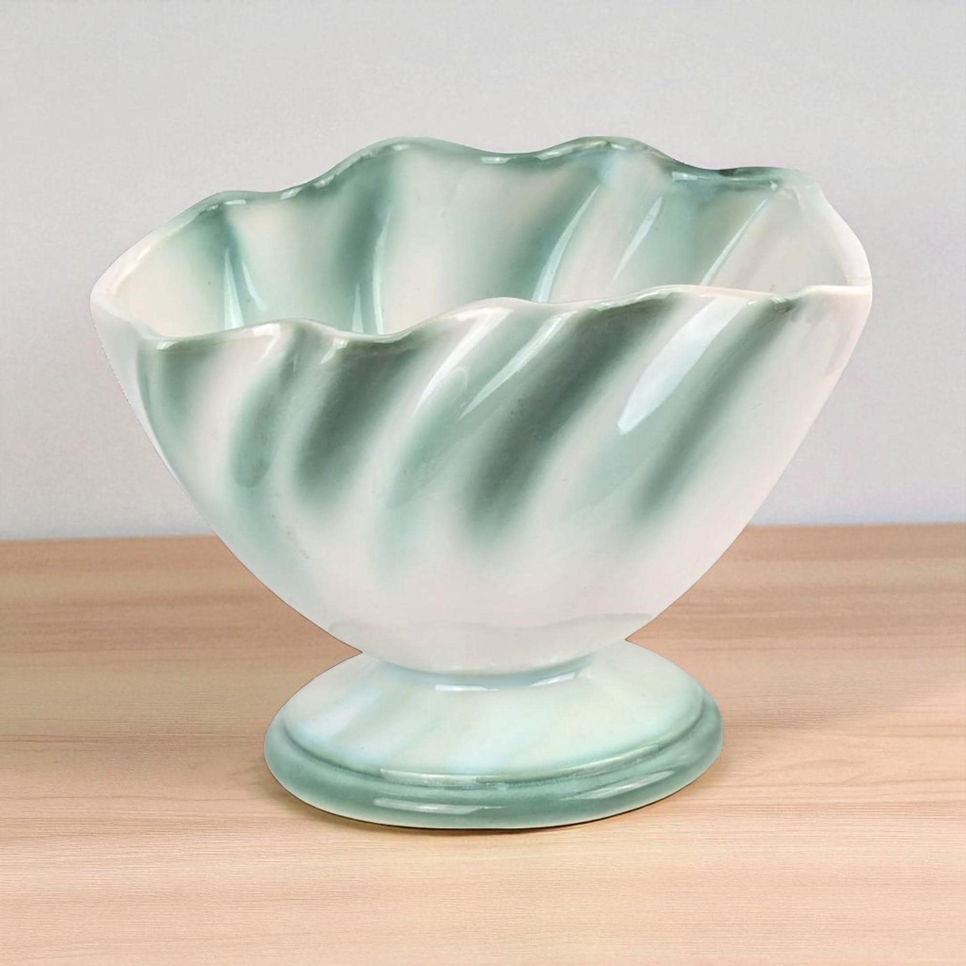 Vintage Regal Ceramic Planter, Green & White Clam Shell Vase, 5" Planter, Unique Home Decor, Gift for Plant Lovers