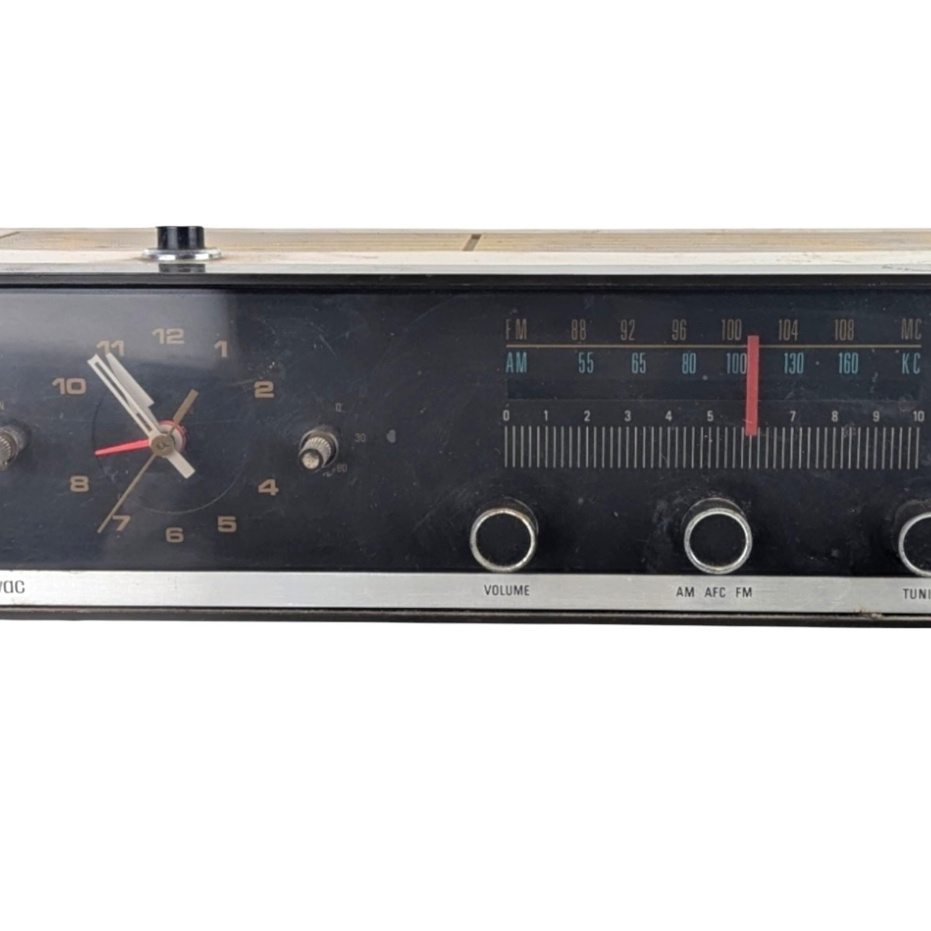Vintage Milovac TR-707 Clock Radio, Analog Alarm, Retro Bedside Radio, Working, Gift for Vintage Electronics Collector
