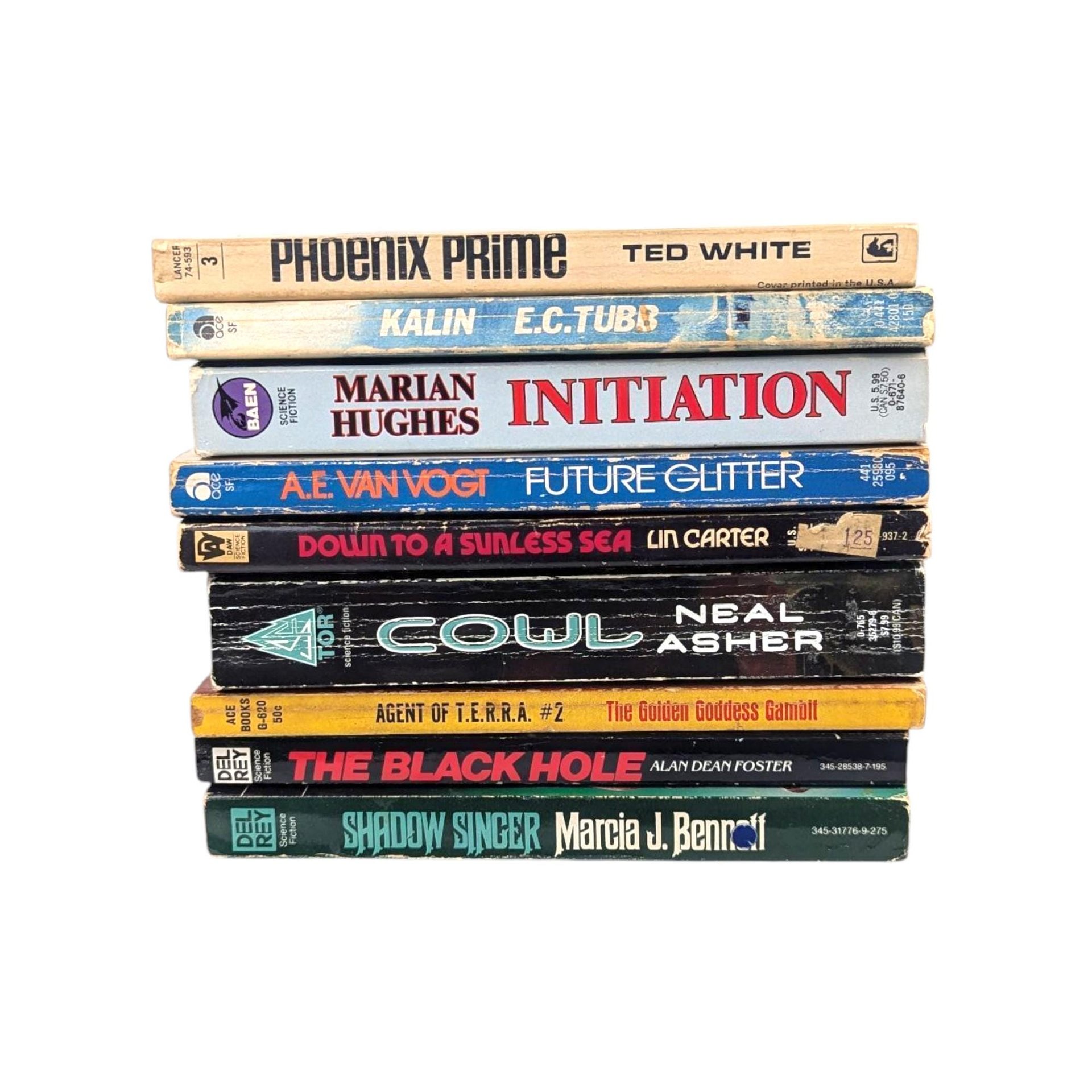 Vintage Sci-Fi Book Lot, 60s 70s Pulp Paperback Collection, The Black Hole First Edition, A.E. van Vogt, Lin Carter, Neal Asher Cowl
