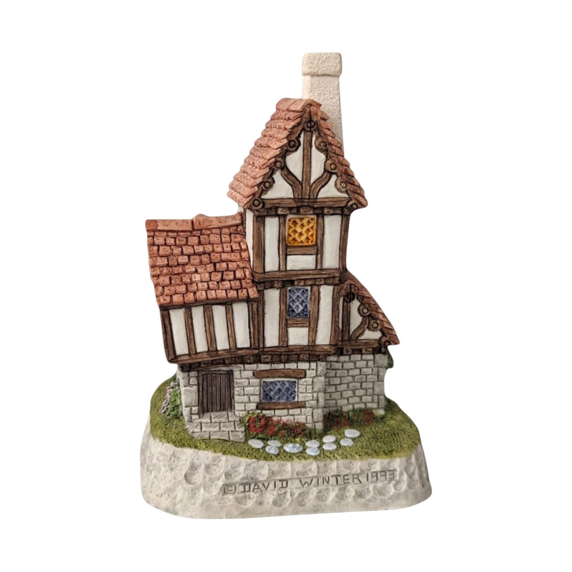 1993 David Winter Cottage "The Quack's Cottage" | with COA and Original Box | Vintage Collectible