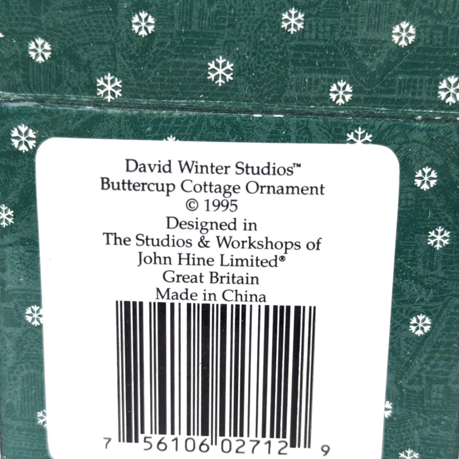 Pair of Vintage David Winter Cottage Ornaments: Buttercup Cottage and Flower Shop (1995)