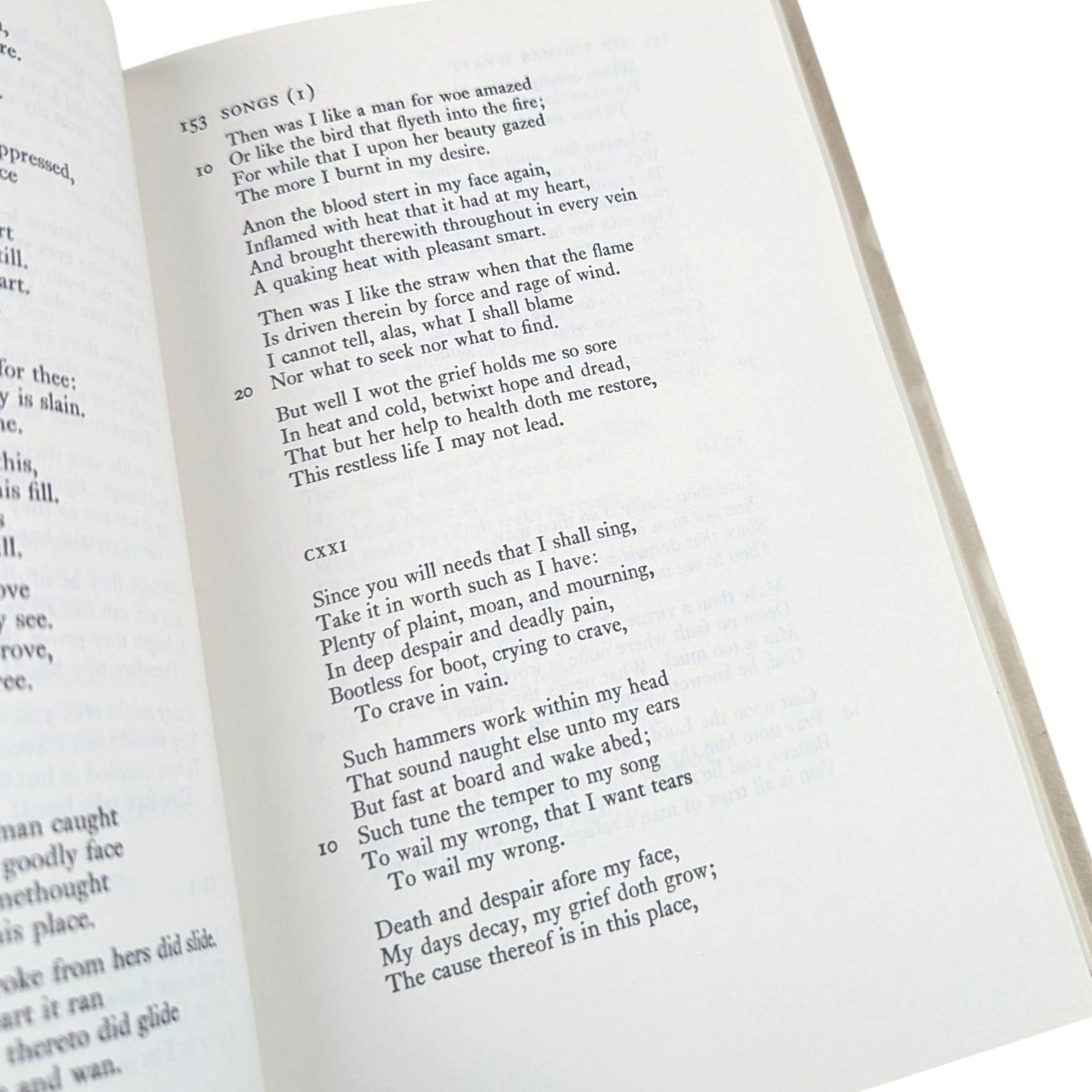 Sir Thomas Wyatt The Complete Poems Vintage 1981 Hardcover, English Poetry Book with Dust Jacket, Tudor Period Literature, Classic Library