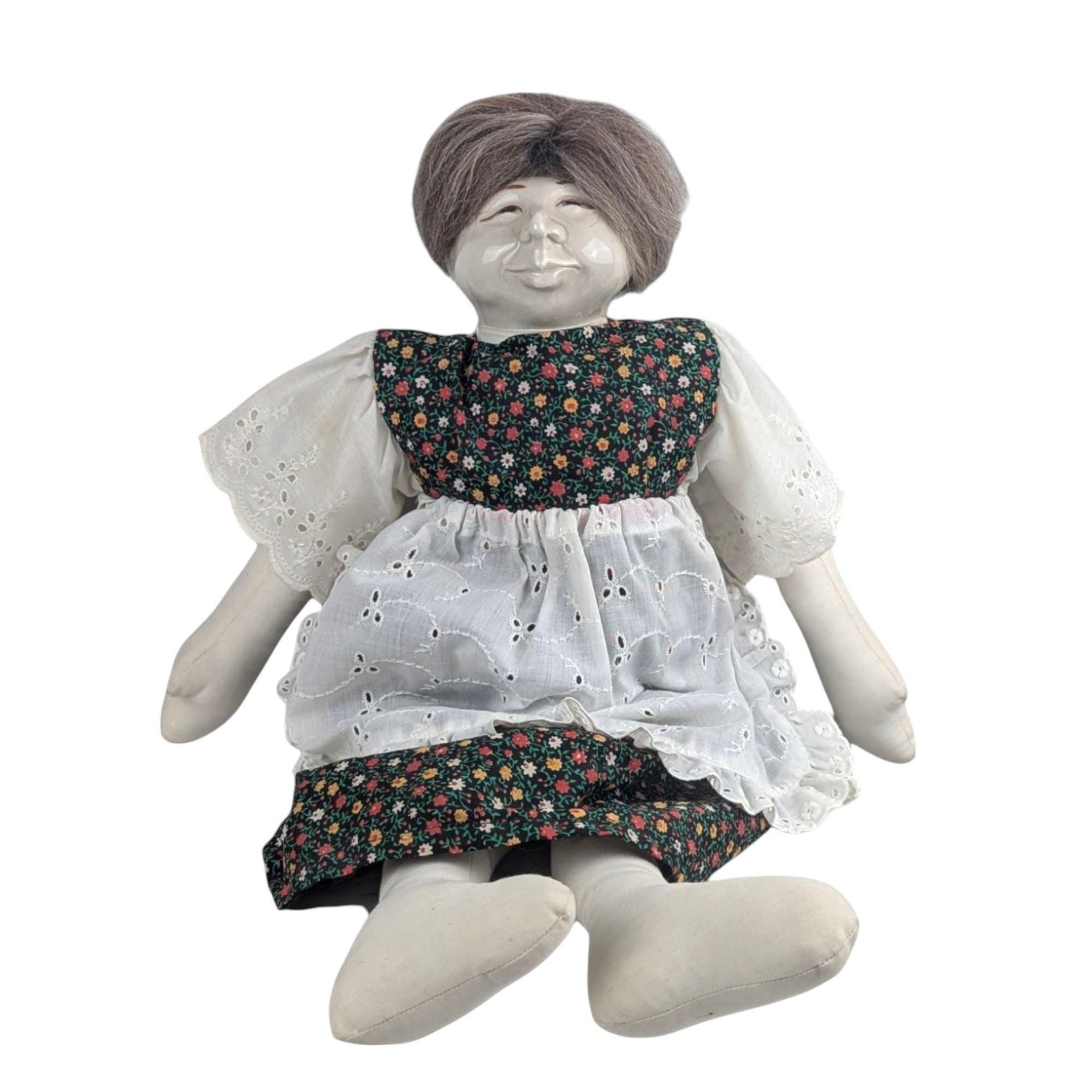 1970s Barbara Lorin Folk Art Doll Pair