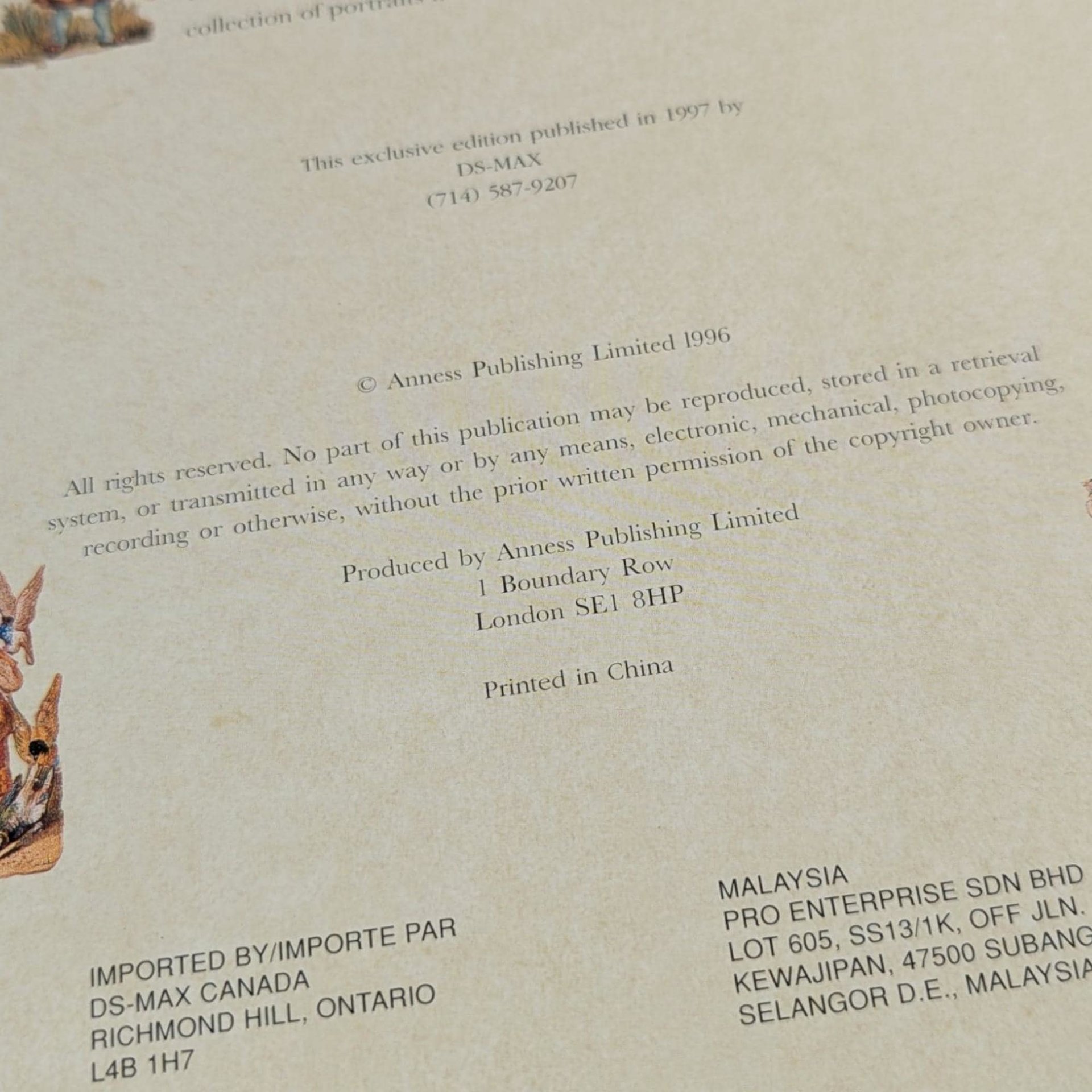 Vintage Victorian Photo Album: Floral Butterfly Design, 35 Photos