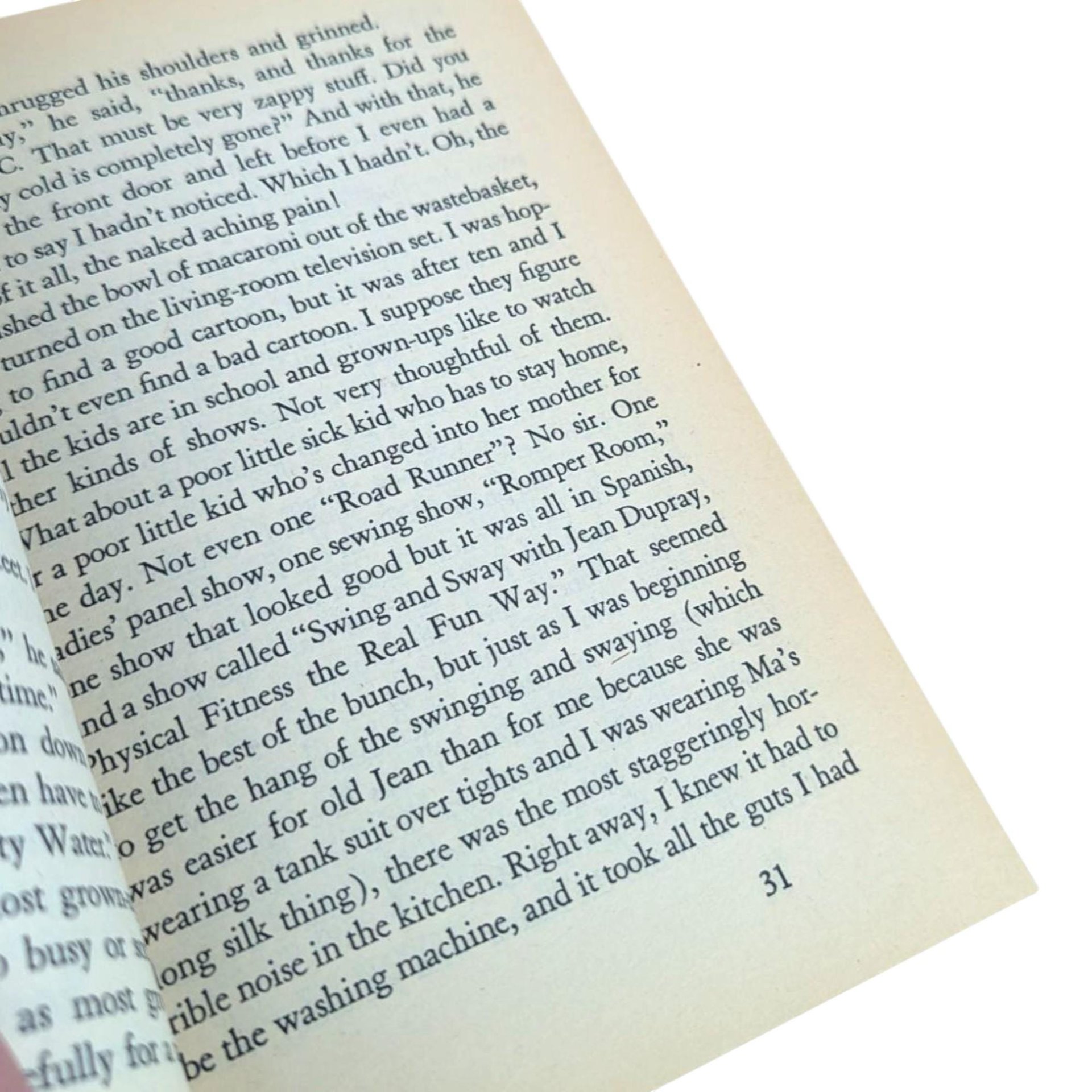 Vintage 1973 Freaky Friday Book: Mary Rodgers Softcover Young Adult Novel