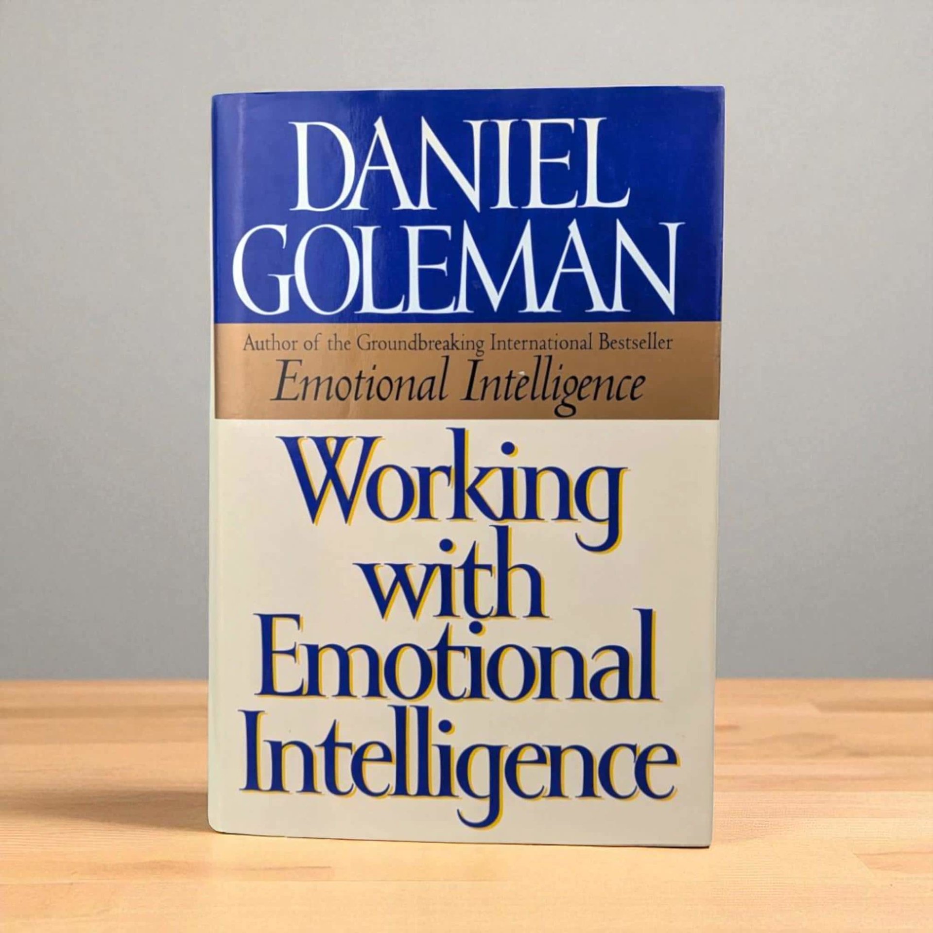 Vintage 1998 'Emotional Intelligence' Hardcover: Daniel Goleman Business Psychology Book