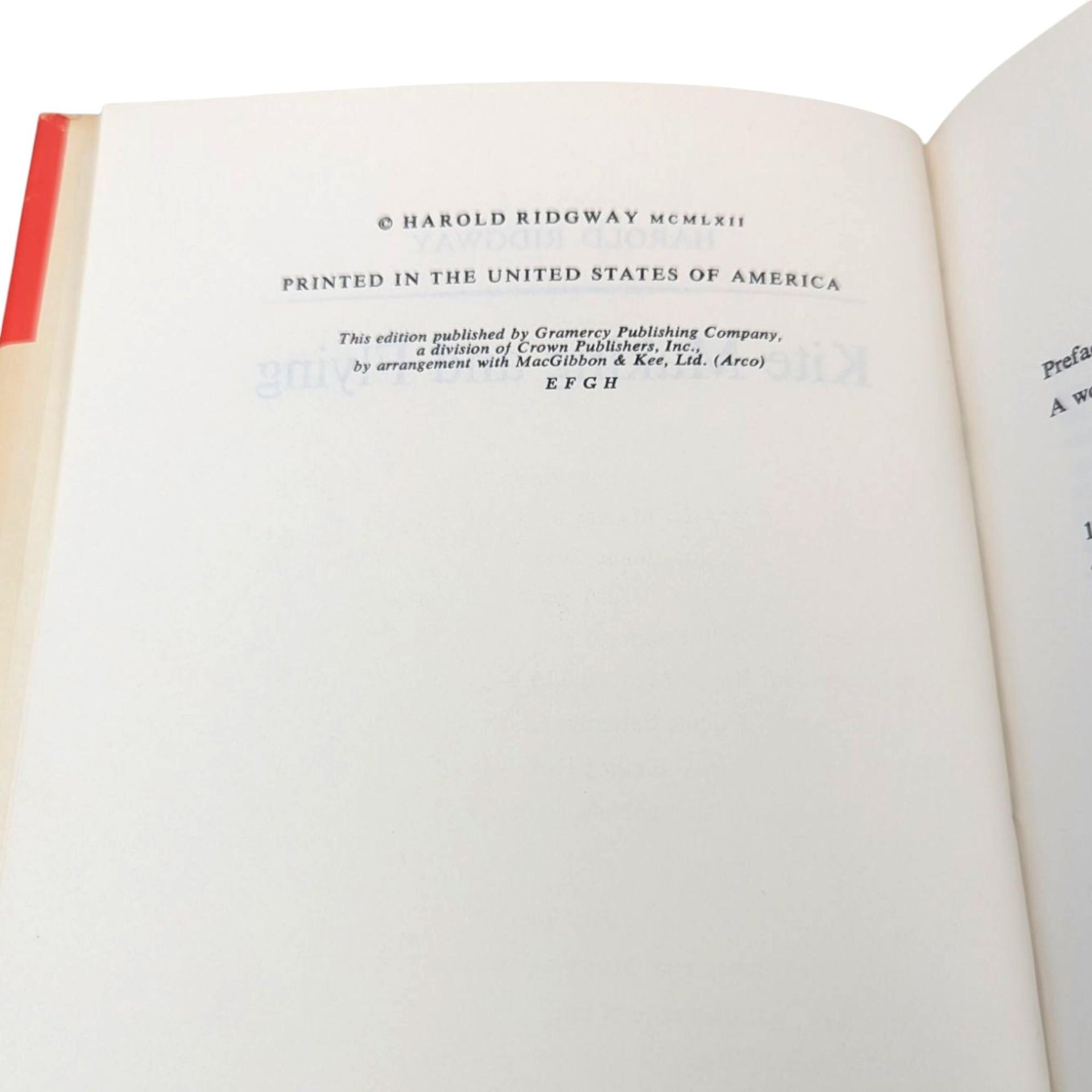 Vintage 1962 Kite Making and Flying Book: Illustrated Hobby Craft Guide