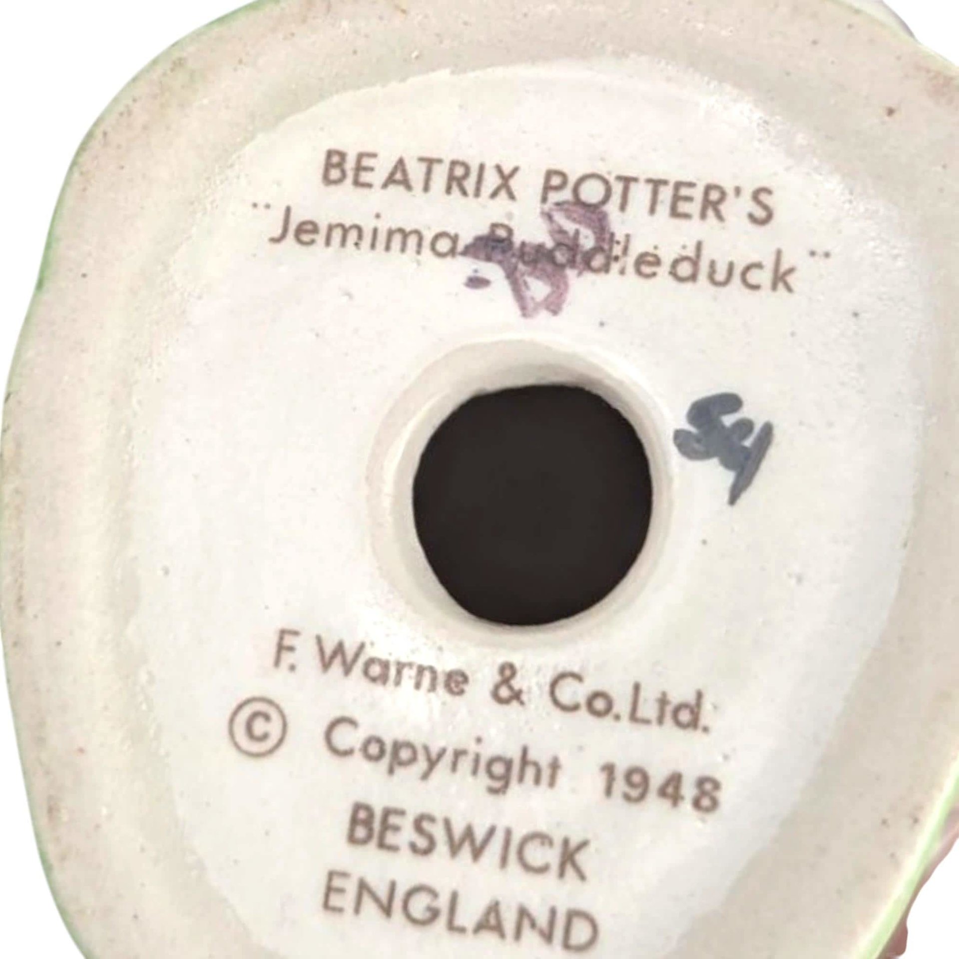 Vintage 1948 Beatrix Potter Jemima Puddleduck Porcelain Figurine Collectible