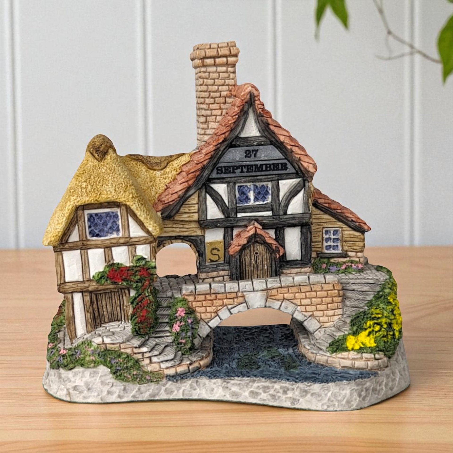 1993 David Winter Cottage "Birthday Cottage" | with COA and Original Box | Vintage Collectible