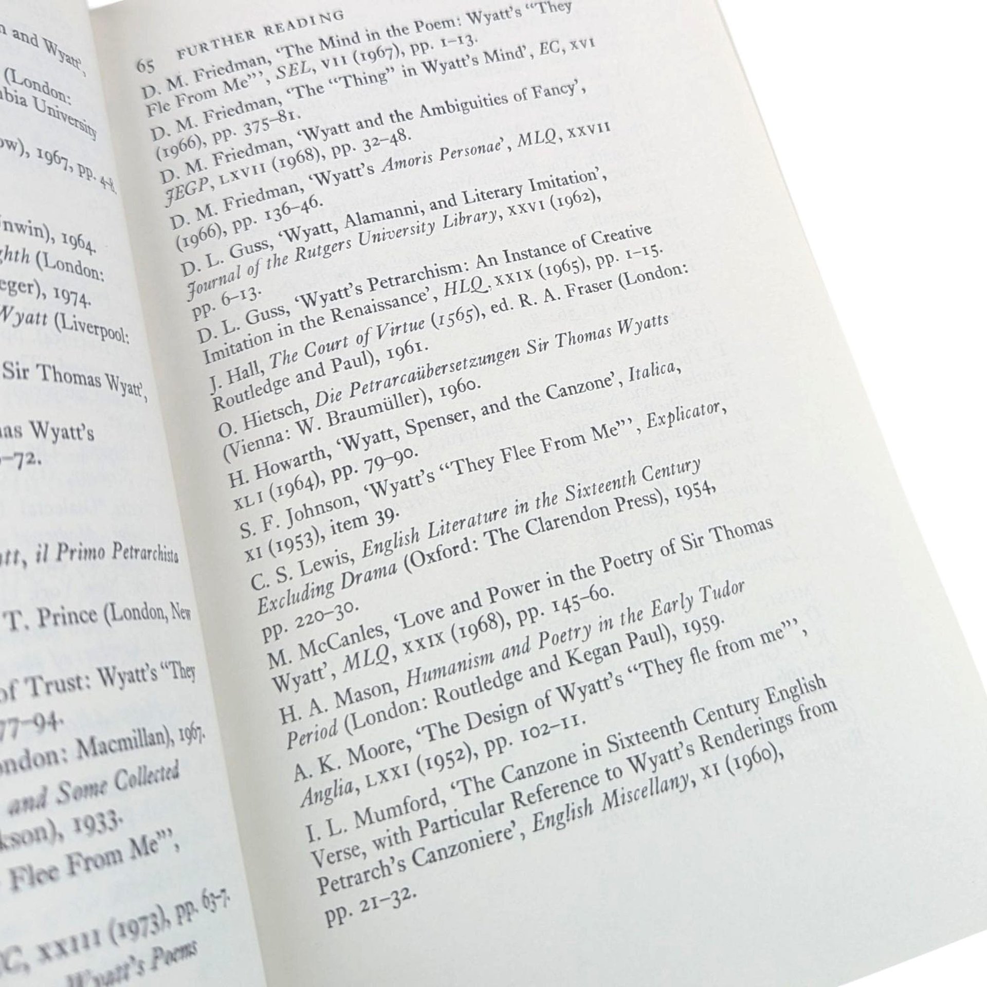 Sir Thomas Wyatt The Complete Poems Vintage 1981 Hardcover, English Poetry Book with Dust Jacket, Tudor Period Literature, Classic Library