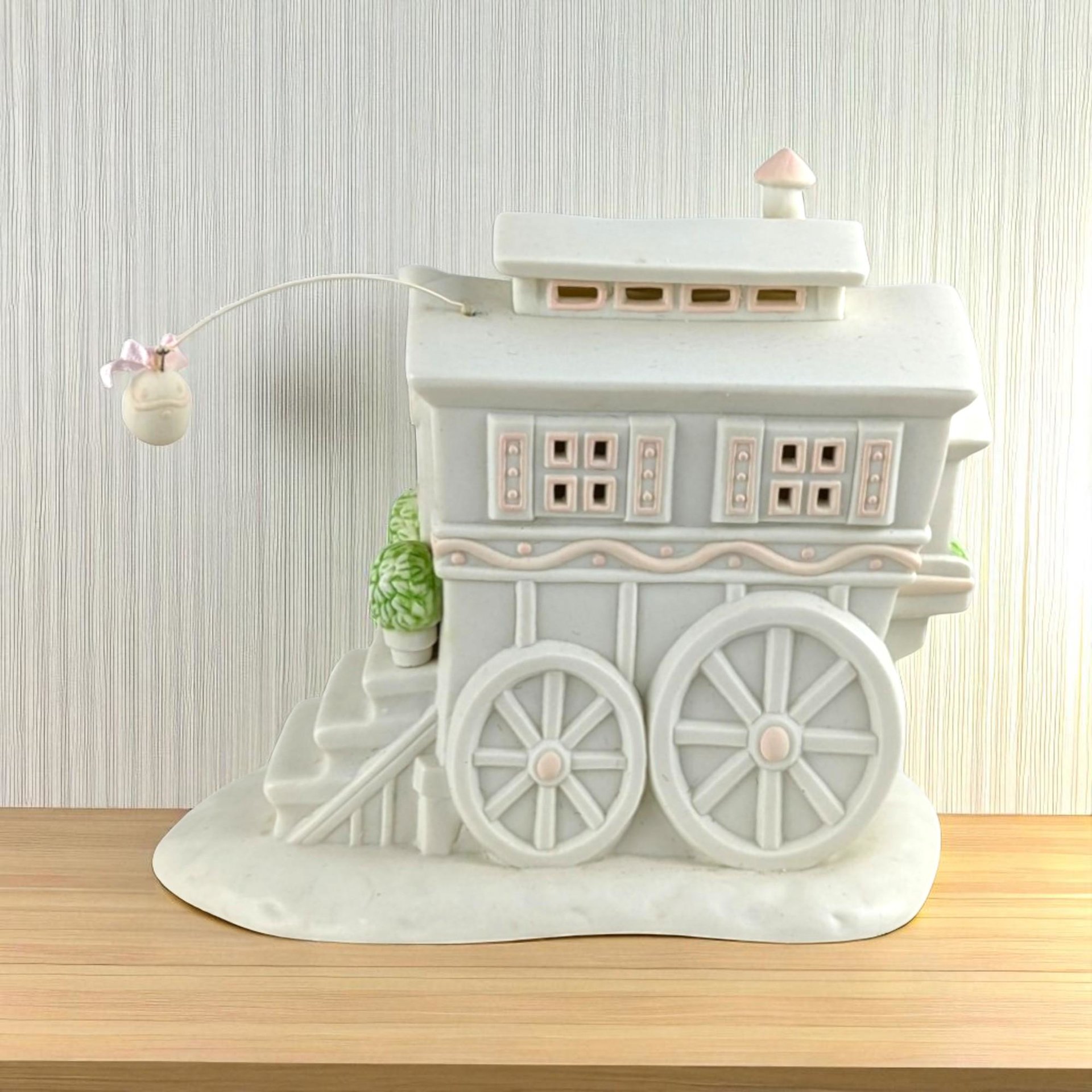 Dept 56 Snowbunnies "My Woodland Wagon": Vintage 1995 Lighted Easter Figurine