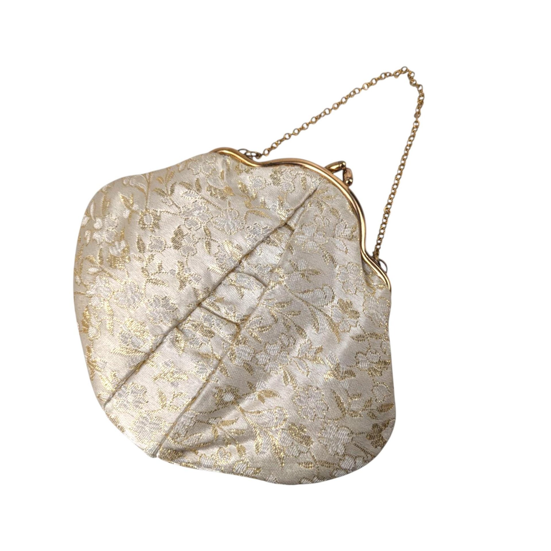 Elegant Vintage Floral Handbag: Cream and Gold Fabric Clutch