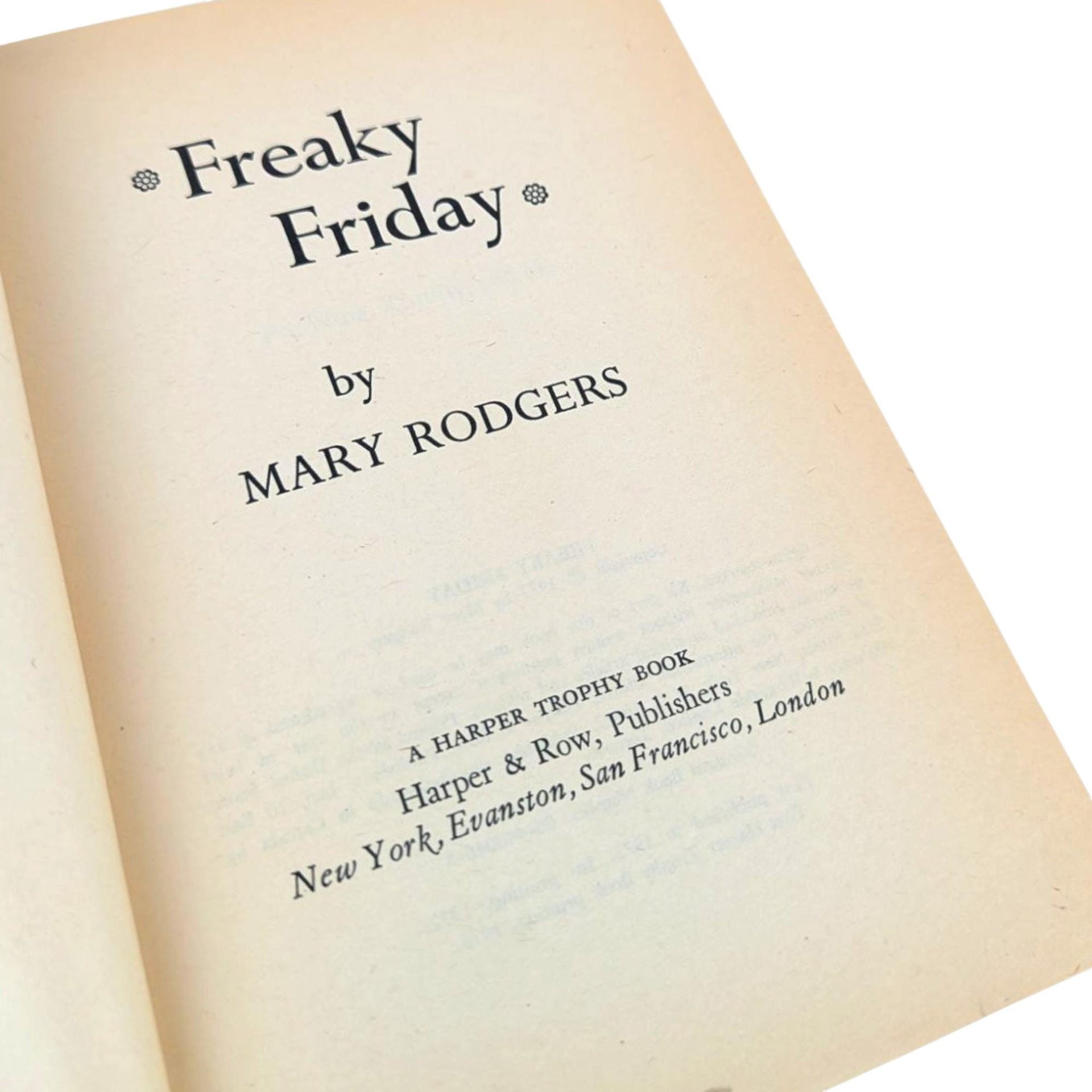 Vintage 1973 Freaky Friday Book: Mary Rodgers Softcover Young Adult Novel