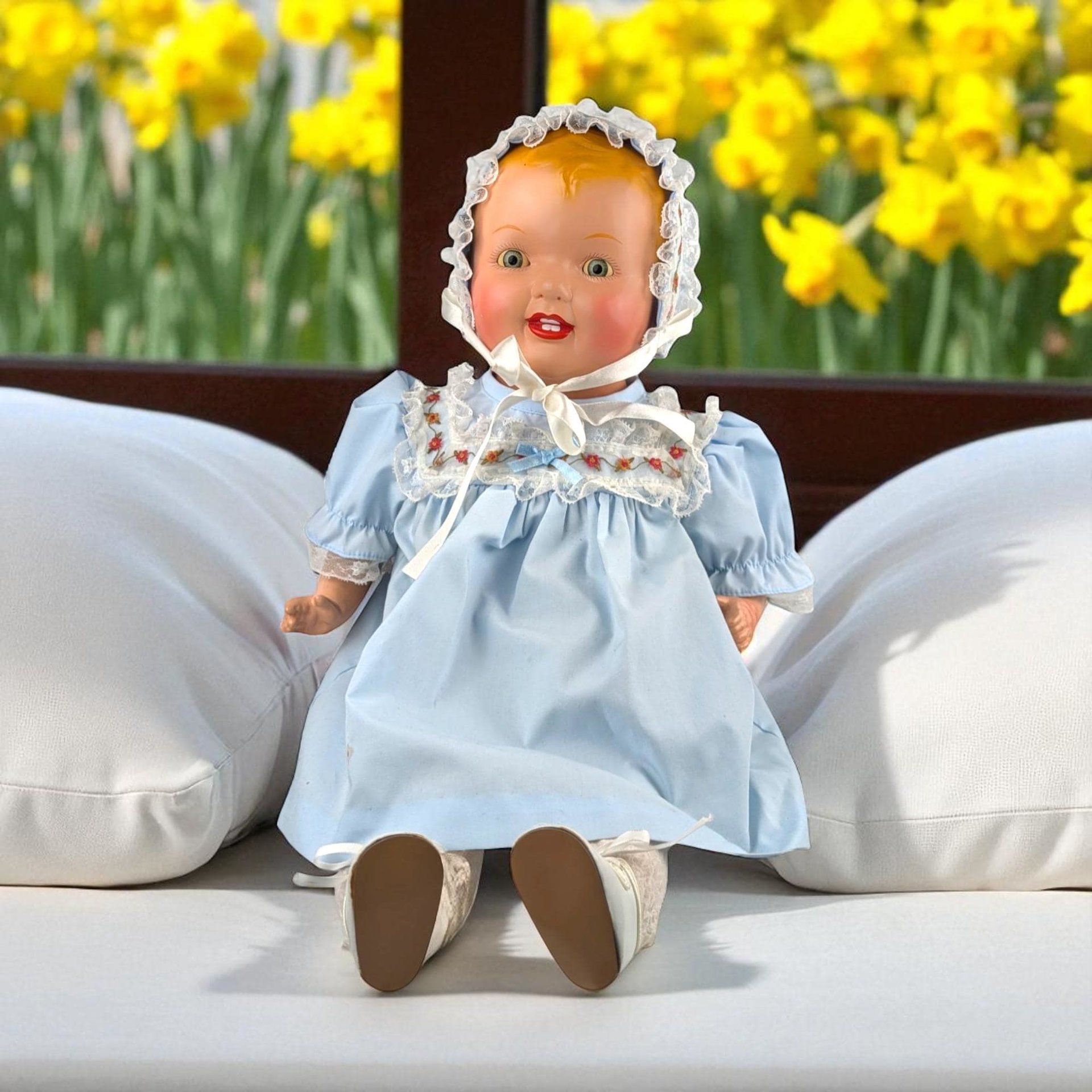 Vintage Blonde Baby Doll: 23" Moving Eyes, Crying Sound