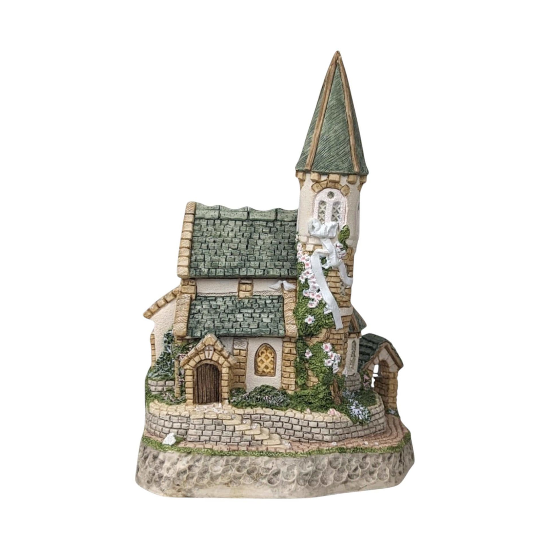 David Winter Celebration Chapel: 1994 Collectible English Village House