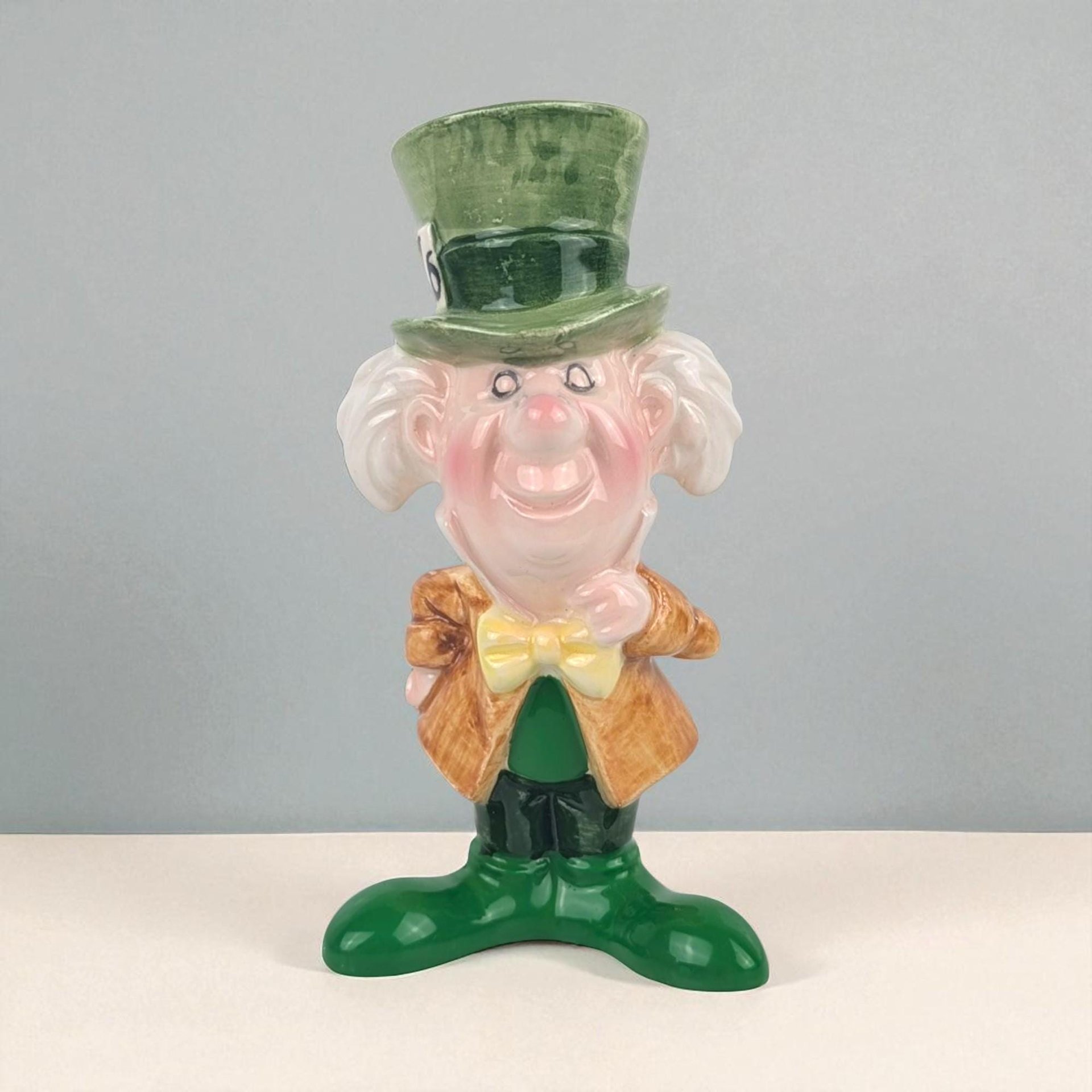 Vintage Disney Mad Hatter Figurine, Alice in Wonderland Porcelain Character Figure, Small Ceramic Statue, Disneyana Collector Gift