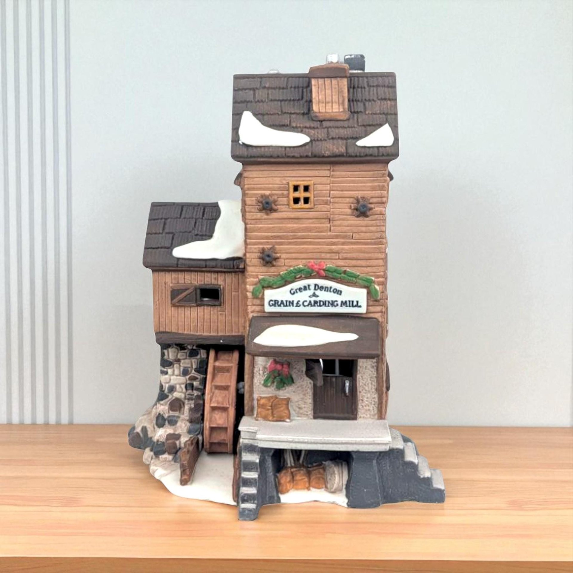 1995 Great Denton Mill Light Up Building: Department 56 Dickens' Village Series