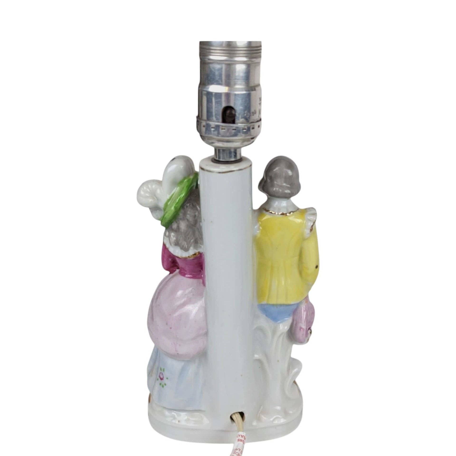 Vintage Ceramic Couple Lamp: Romantic Mid-Century Table Lamp