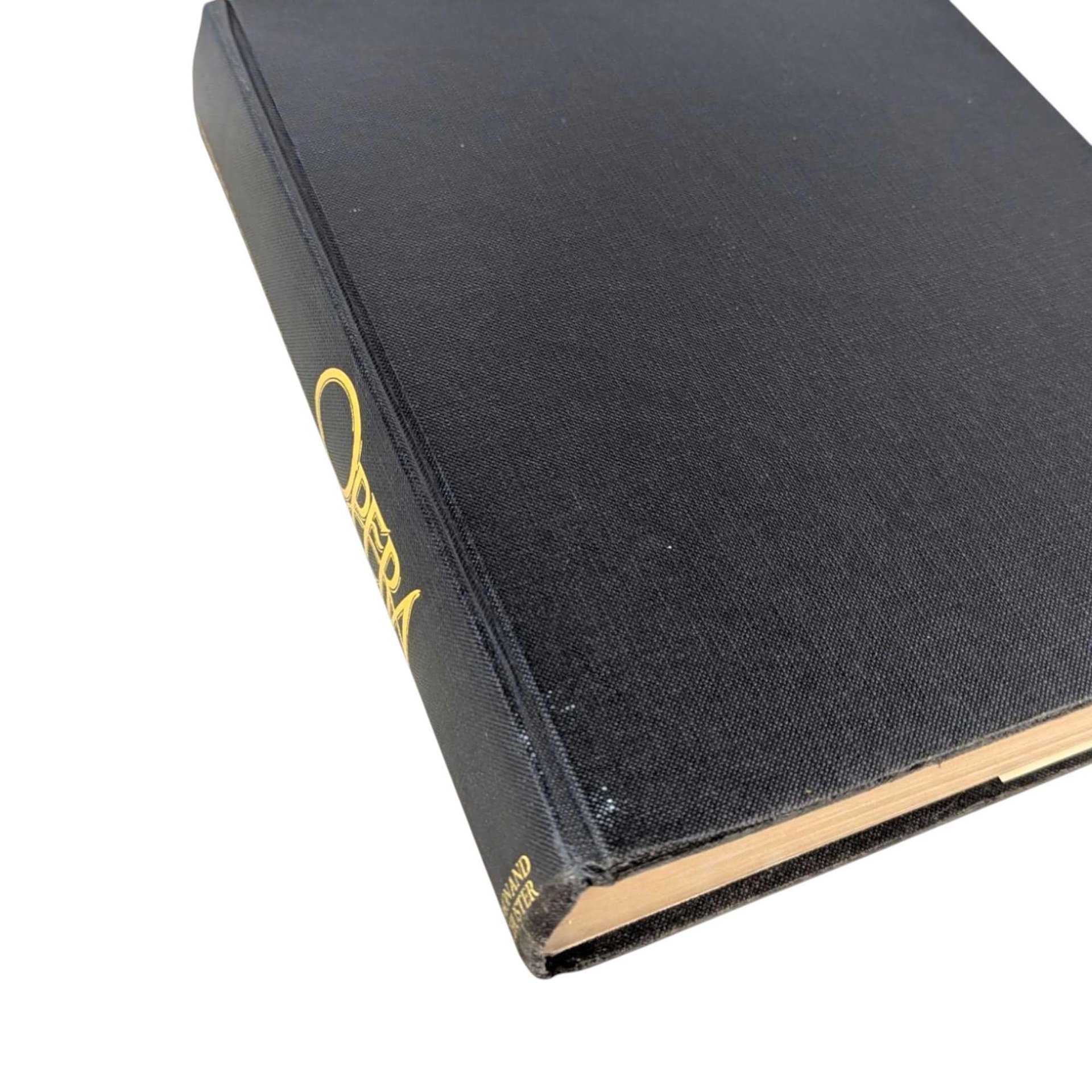 1977 Simon & Schuster Opera Book: Illustrated Hardcover Reference