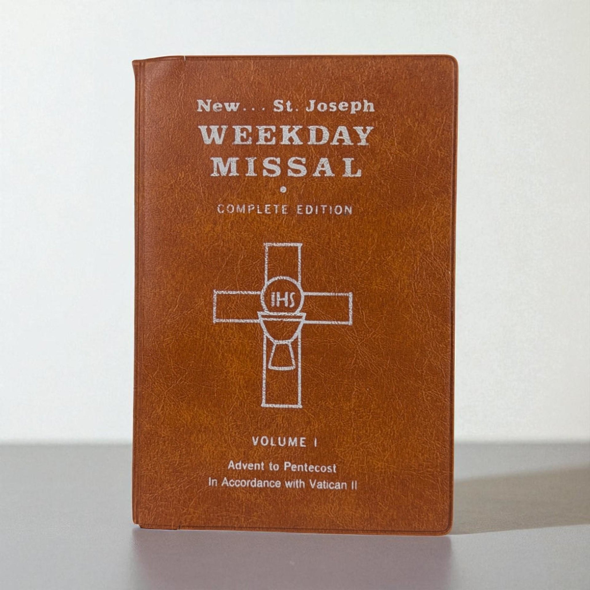 Vintage 1975 St Joseph Weekday Missal Vol 1, Catholic Prayer Book, Post Vatican II Liturgy, Advent to Pentecost Edition, Religious Gift
