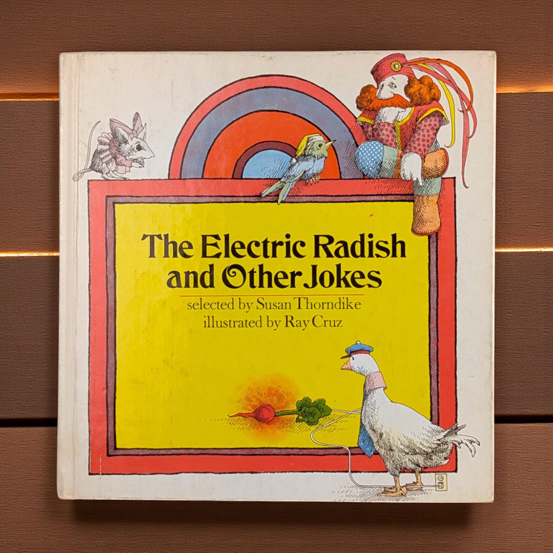 Vintage 1975 The Electric Radish Joke Book: Ray Cruz Illustrated Hardcover
