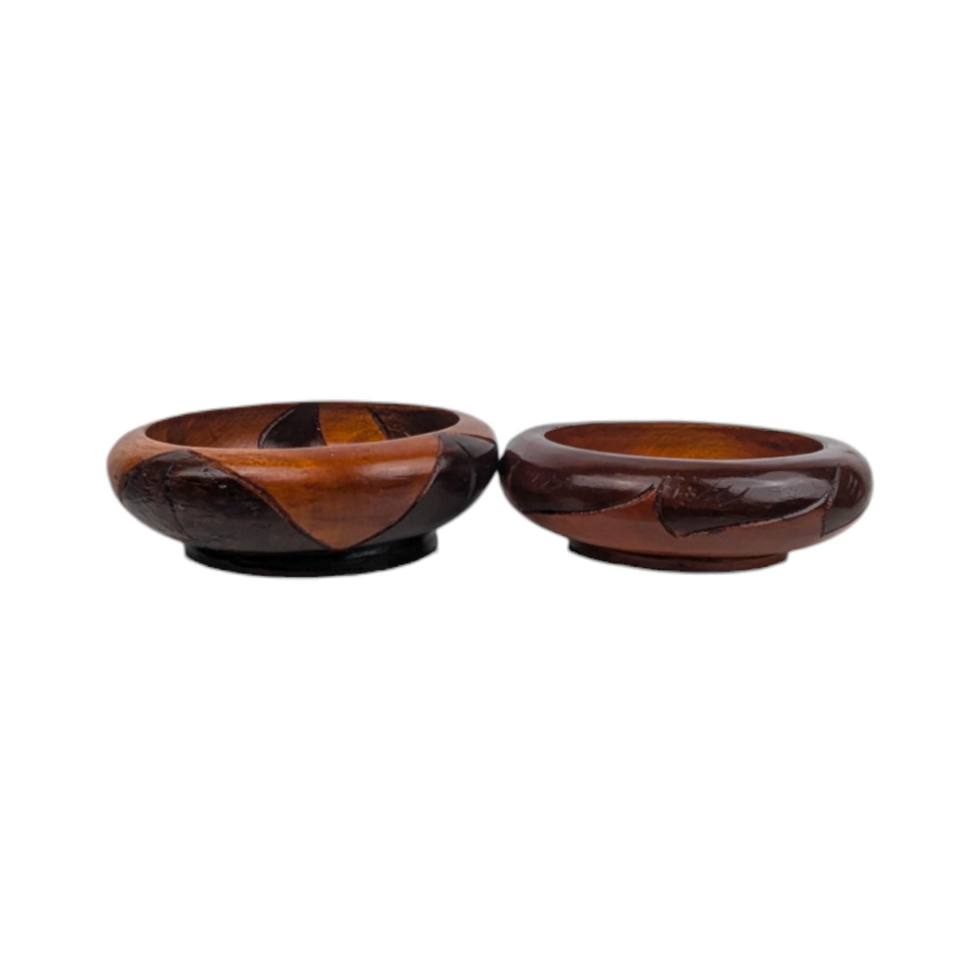 Vintage Hand Carved Wood Bowls: Pair of Decorative Wooden Dishes with Fish Motifs